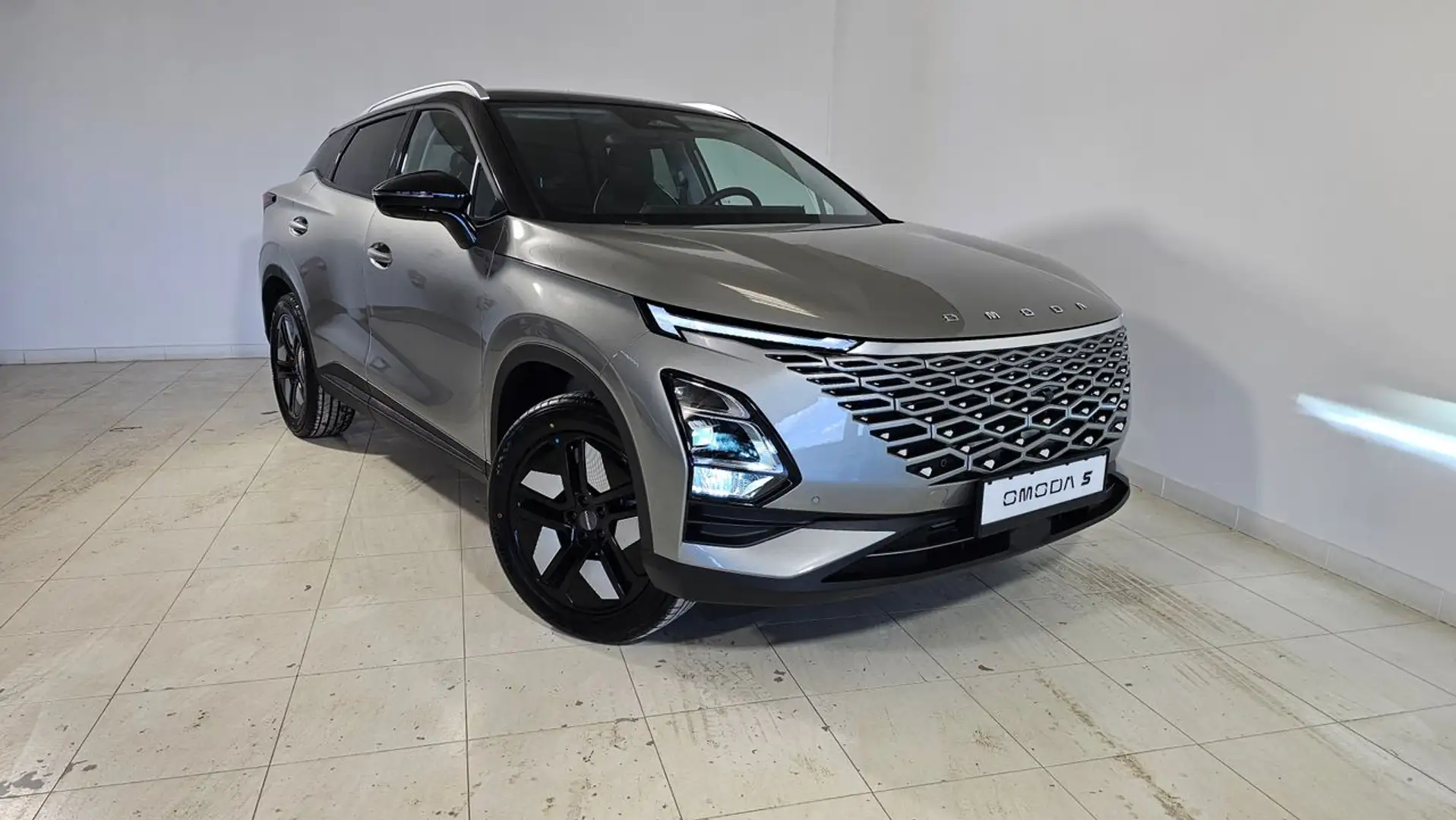 Omoda 5 MY2 - Premium 1.6 TGDI 108kW (14cv) - 2