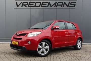 1.3 VVT-i Aspiration CRUISE/NAVI