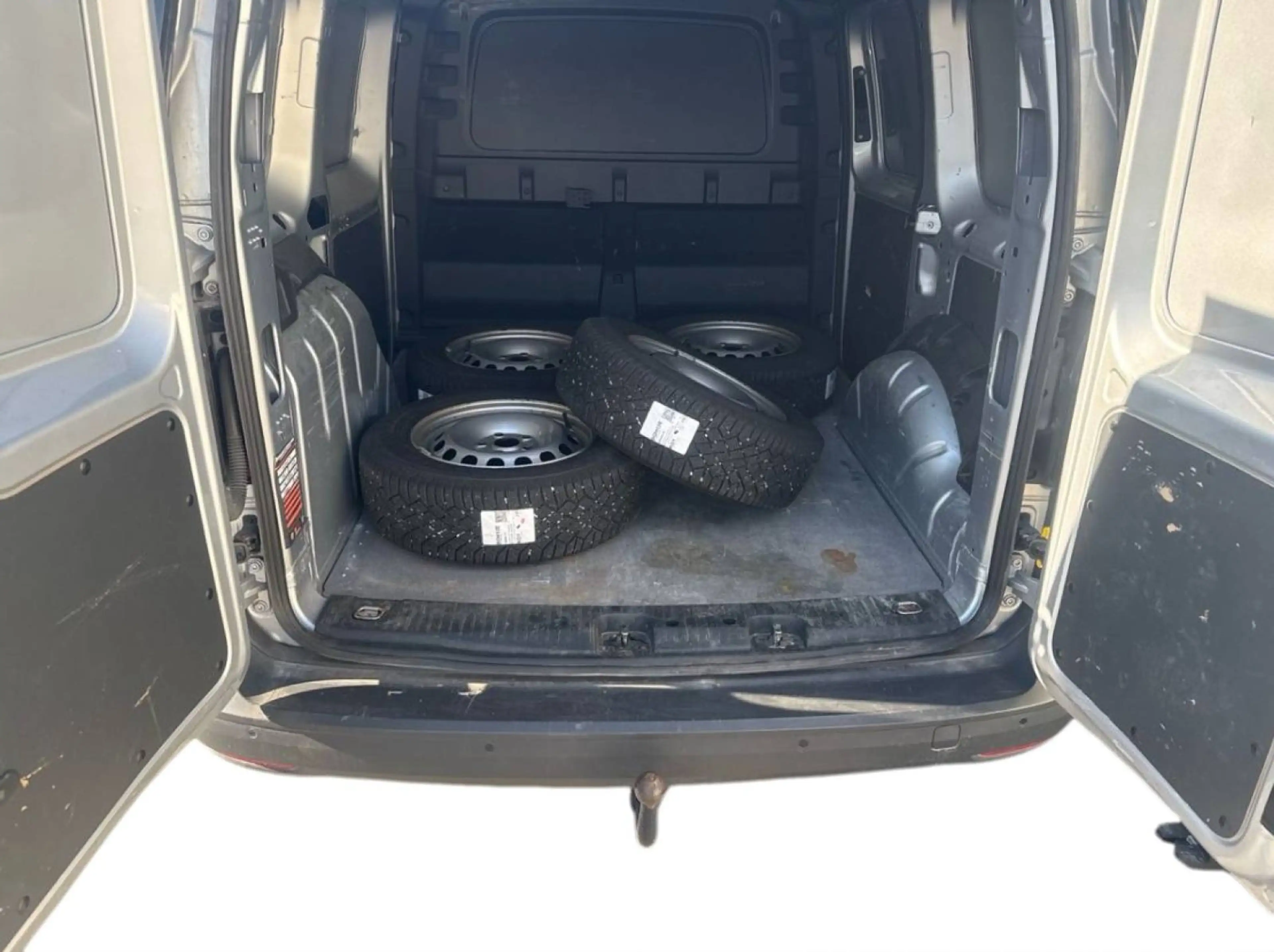 Volkswagen Caddy Cargo 2,0 TDI SHZ STDHZ AHK *IM VORLAUF* — photo 9