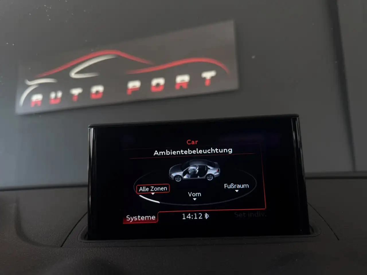 AUDI A3 BERLINE 1.4 TFSI 150ch S-LINE BVM Pack sport Sièges chauffants sport Historique présent