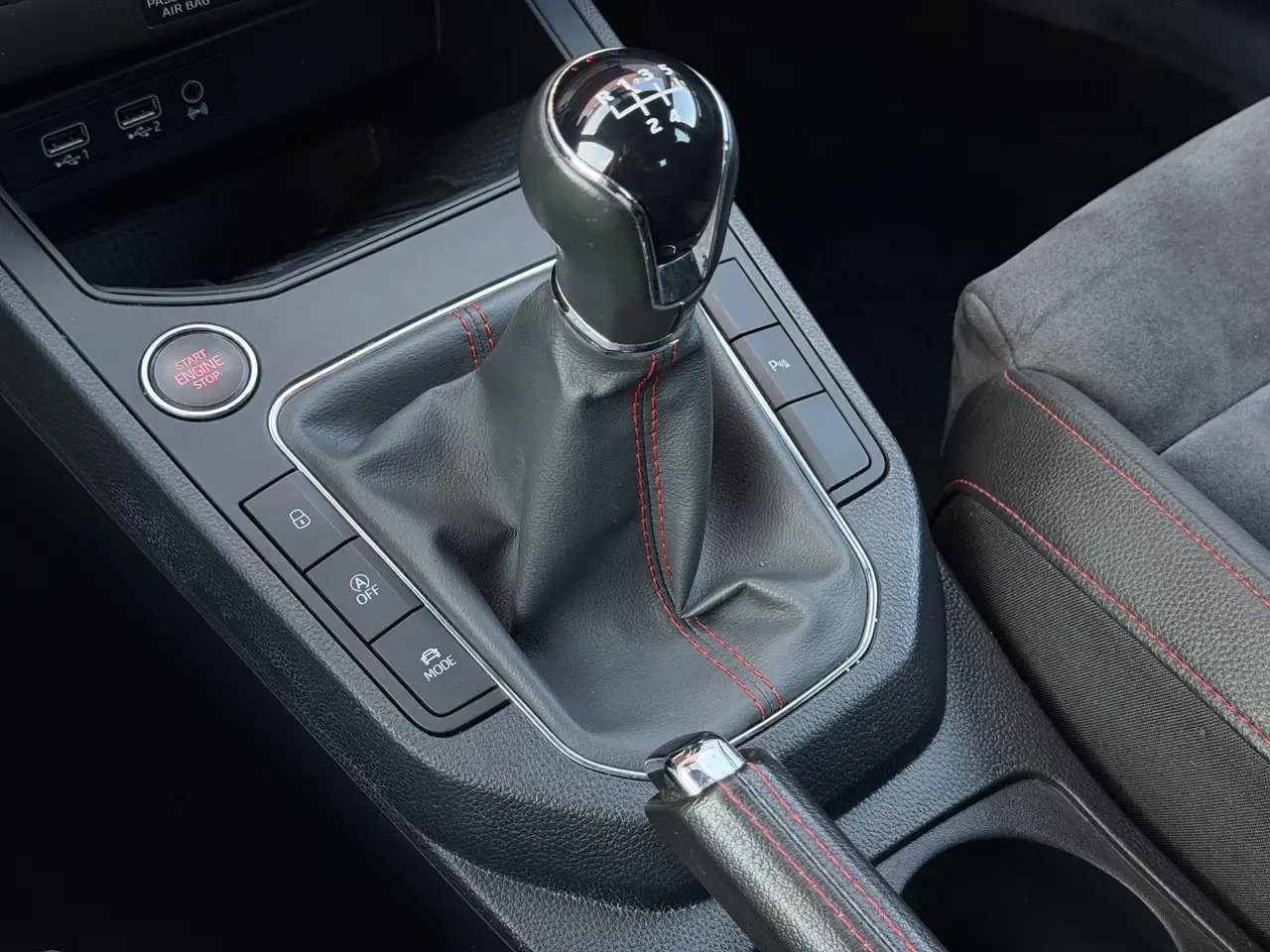 SEAT Ibiza — photo 34 sur 47