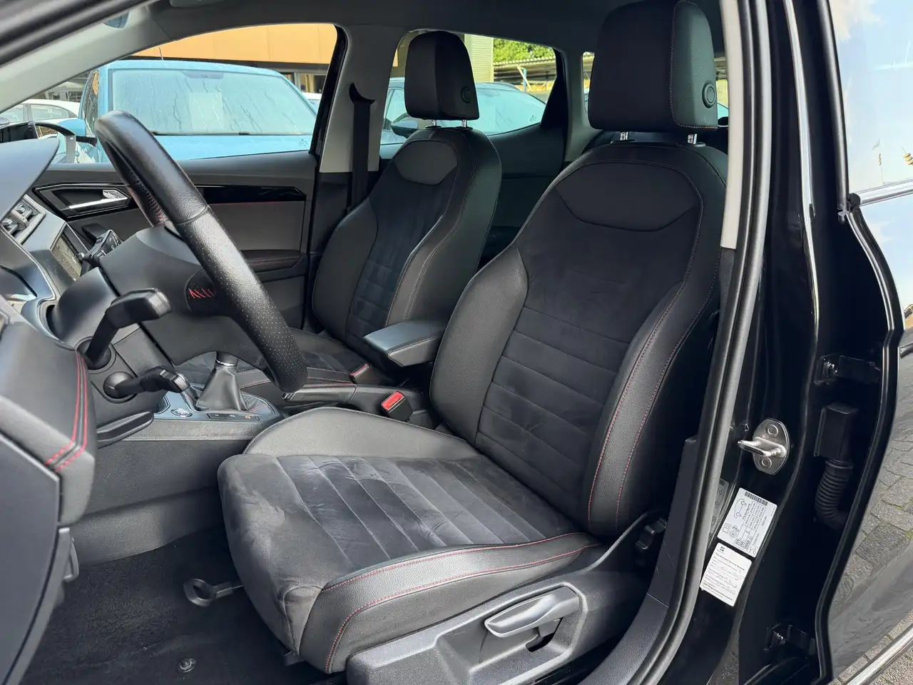 SEAT Ibiza — photo 4 sur 47
