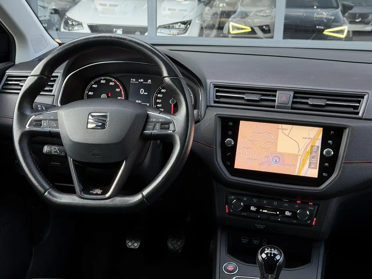 SEAT Ibiza — photo 18 sur 47