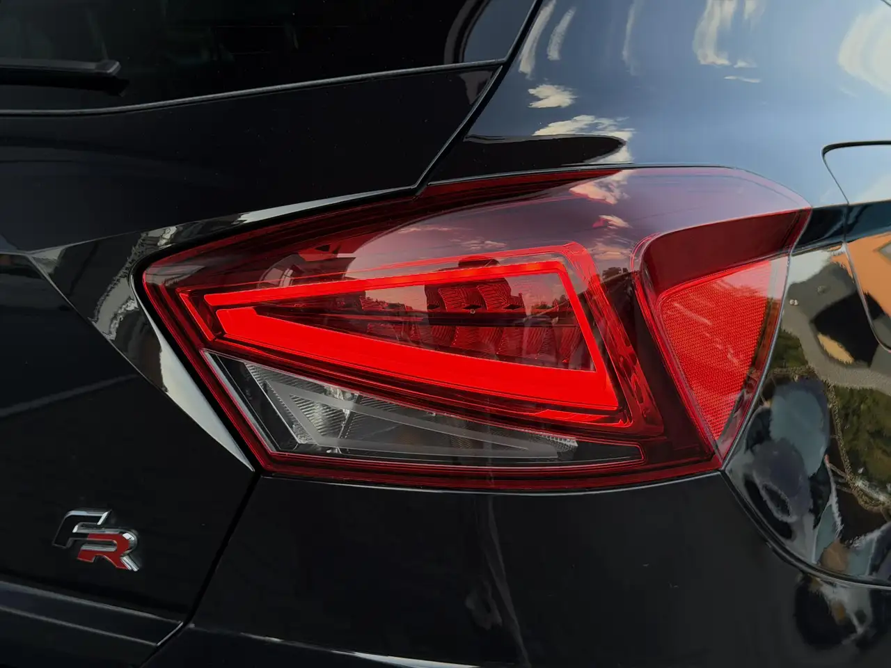 SEAT Ibiza — photo 26 sur 47