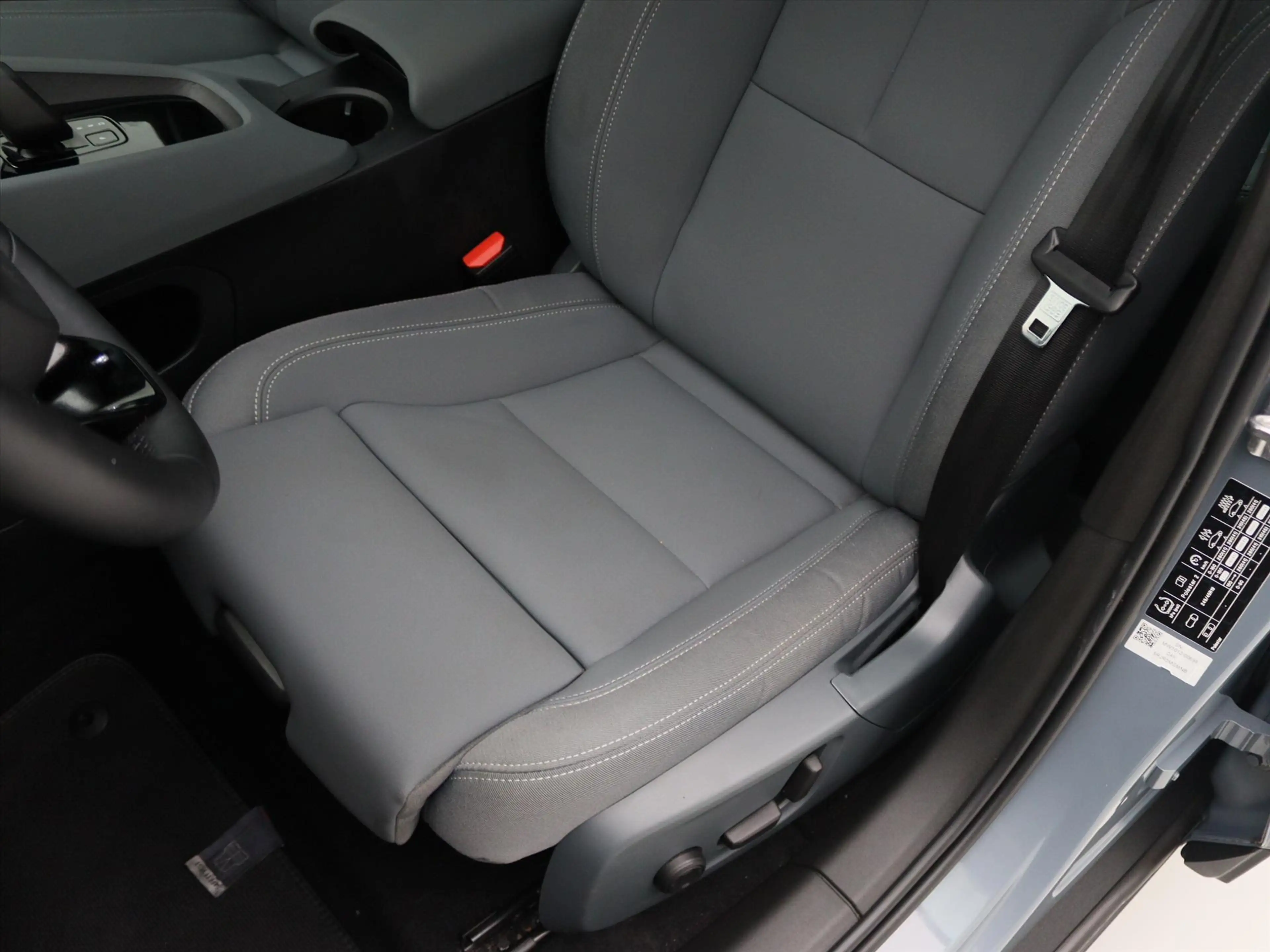 Polestar 2 Standard Range Single Motor 165kW 63kWh 93,02% SoH — photo 19