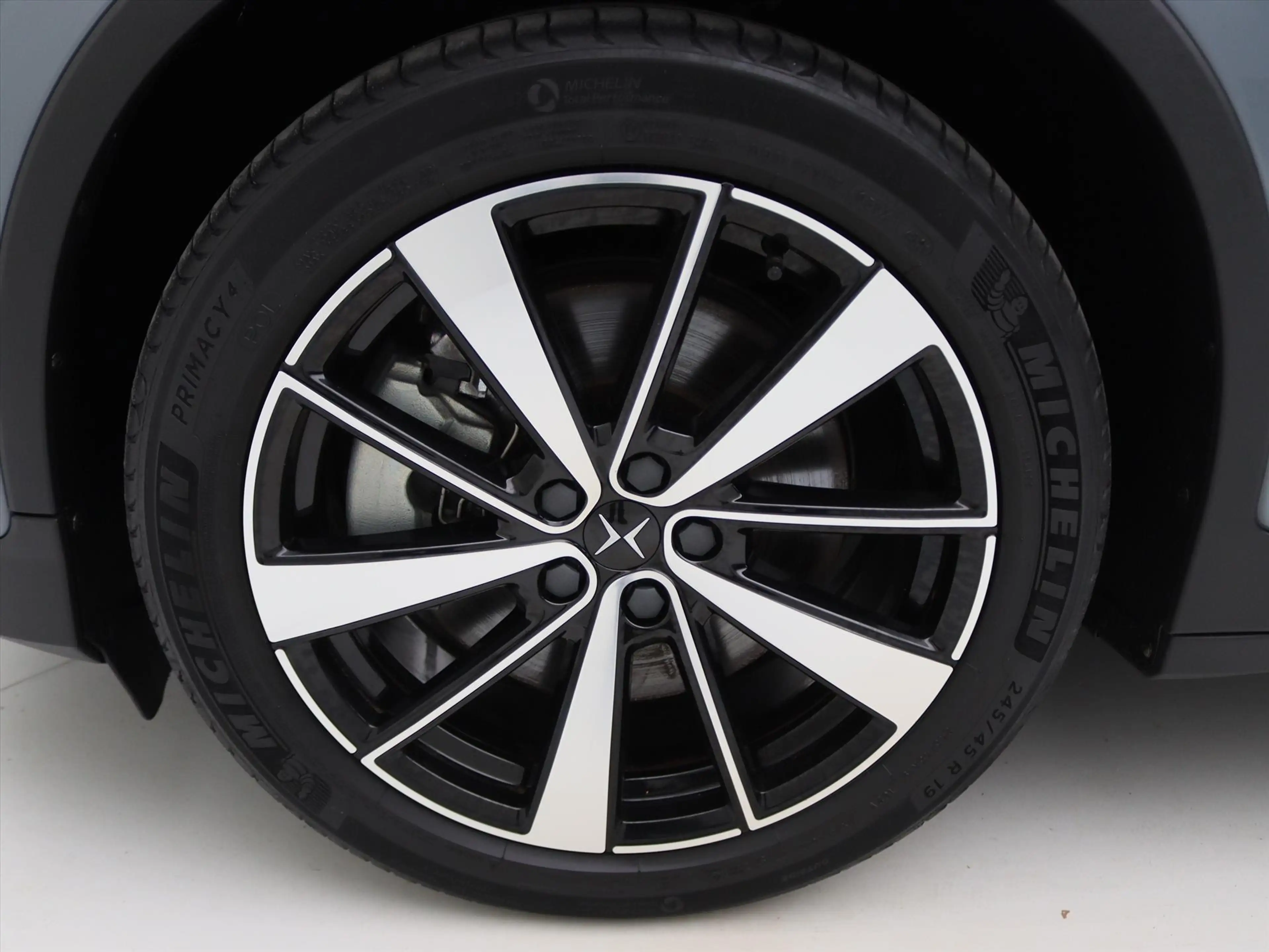 Polestar 2 Standard Range Single Motor 165kW 63kWh 93,02% SoH — photo 11
