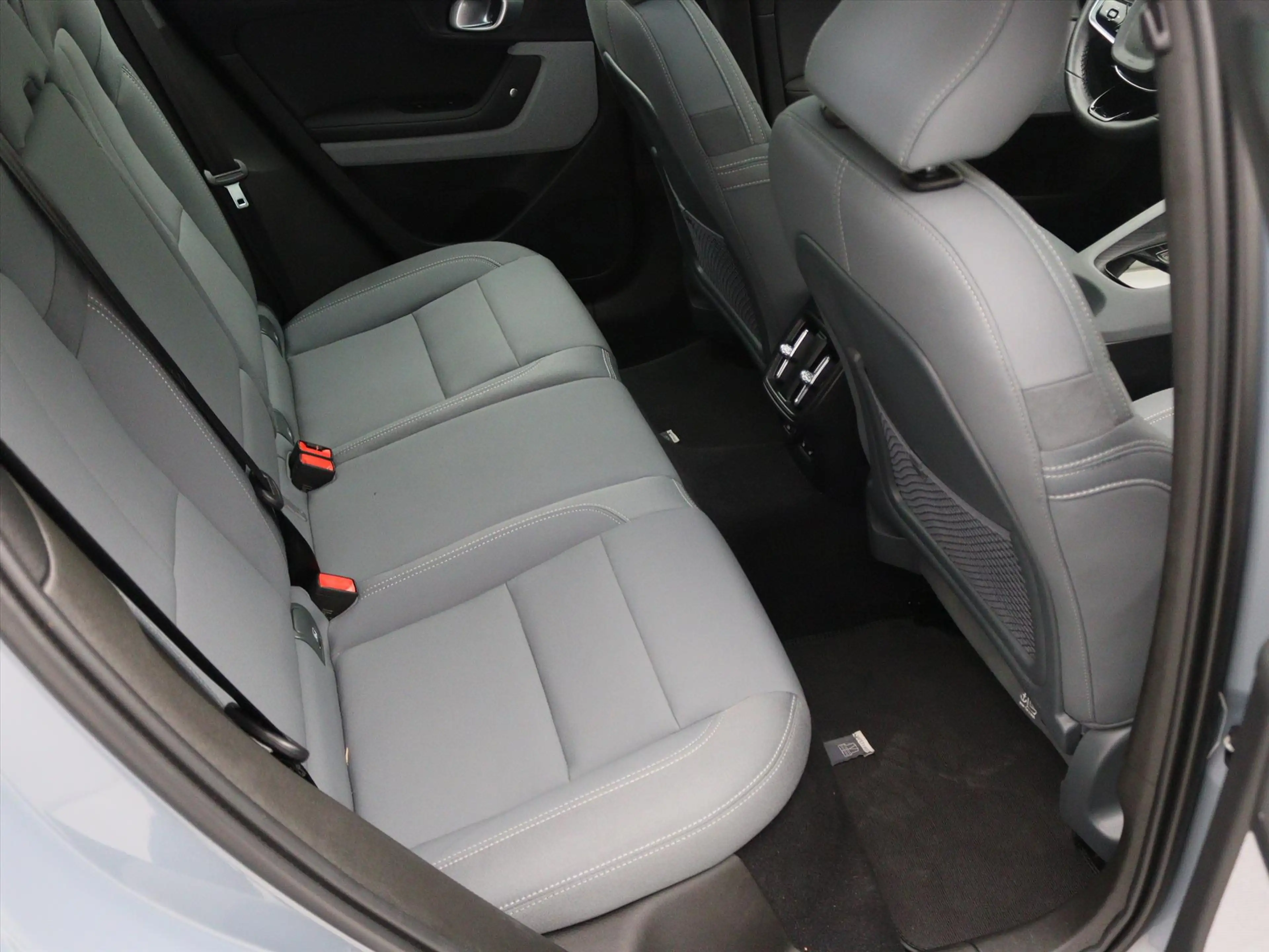 Polestar 2 Standard Range Single Motor 165kW 63kWh 93,02% SoH — photo 15