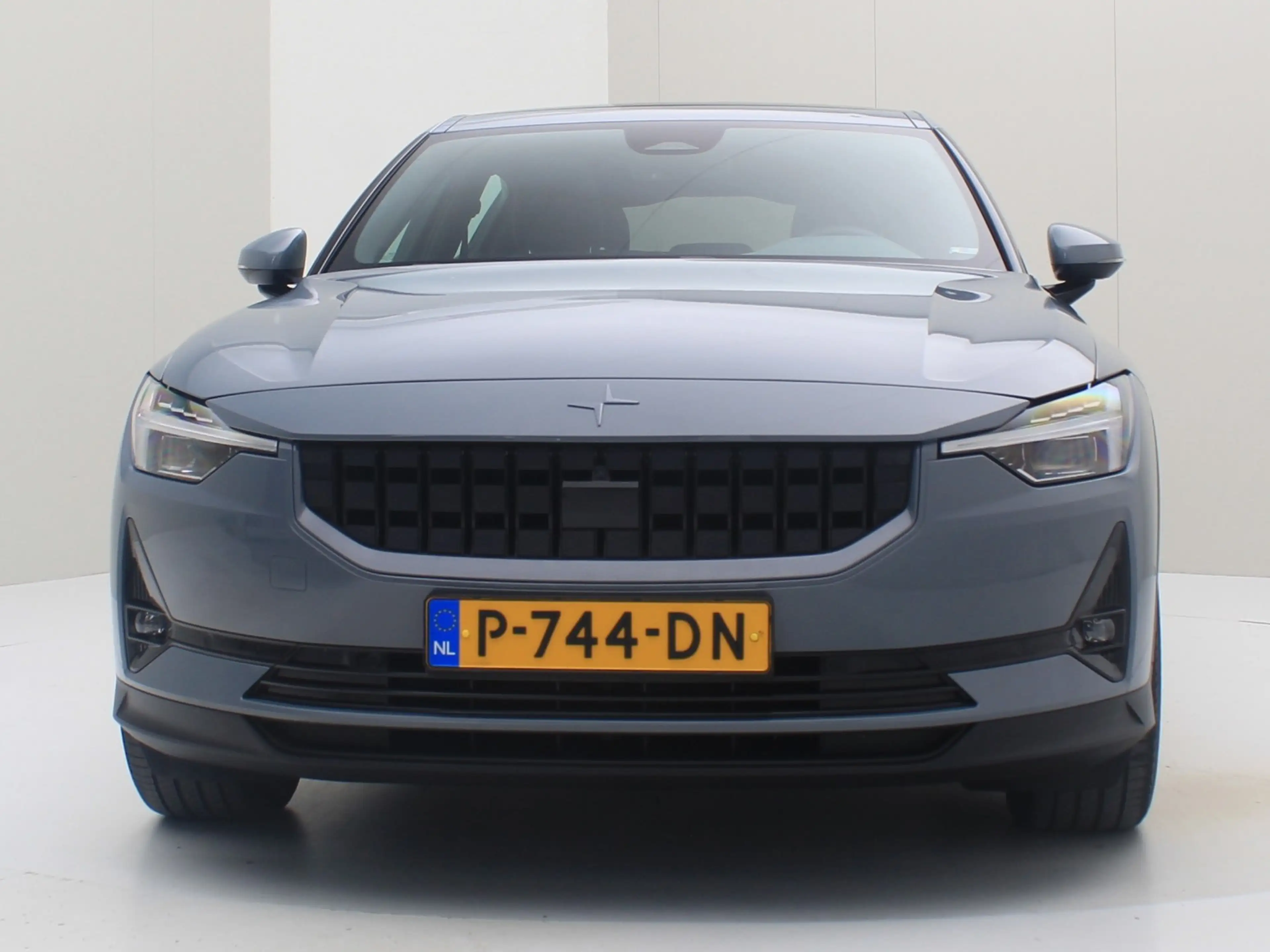 Polestar 2 Standard Range Single Motor 165kW 63kWh 93,02% SoH — photo 6