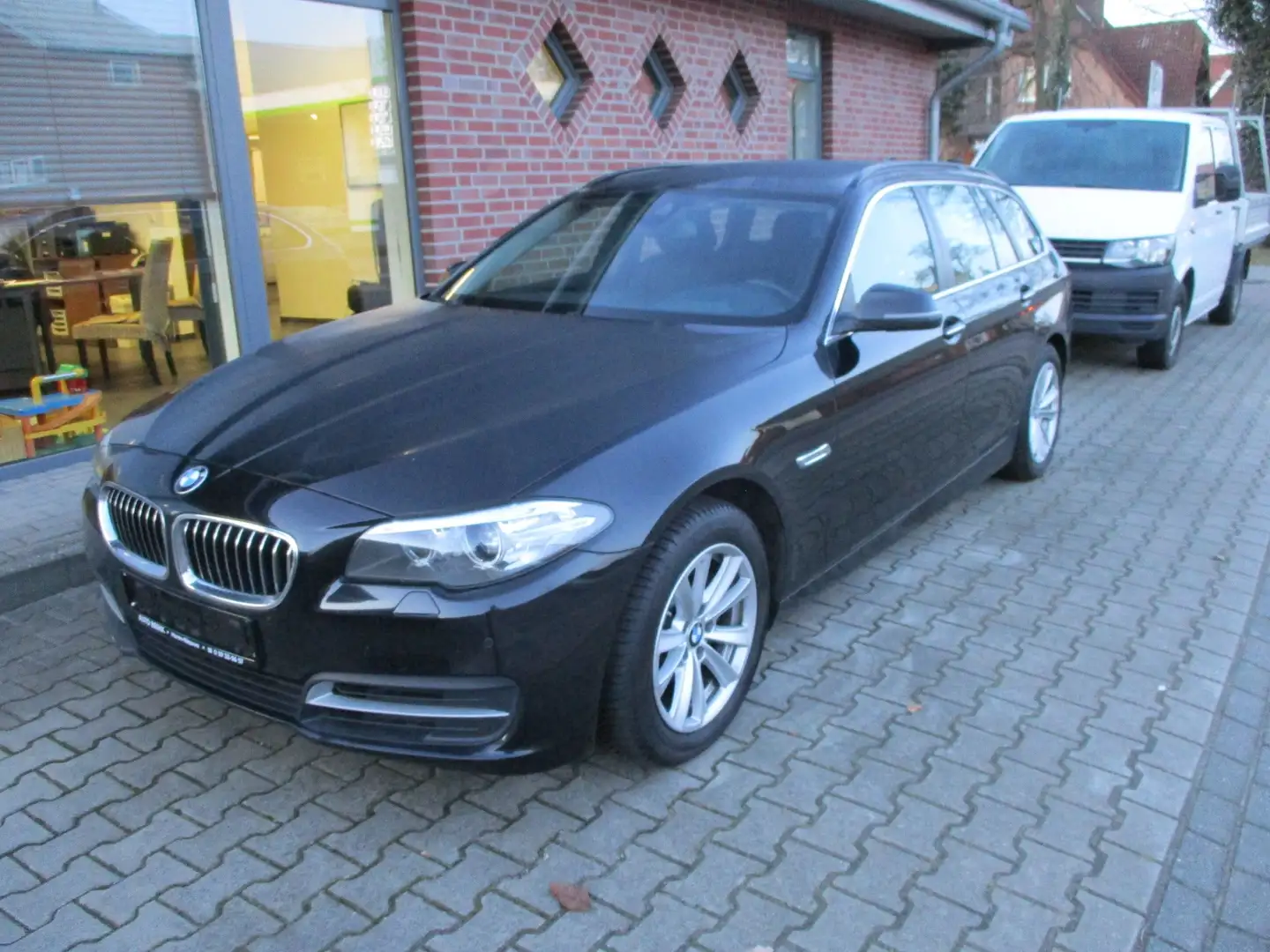 BMW 518 518d Schwarz - 1