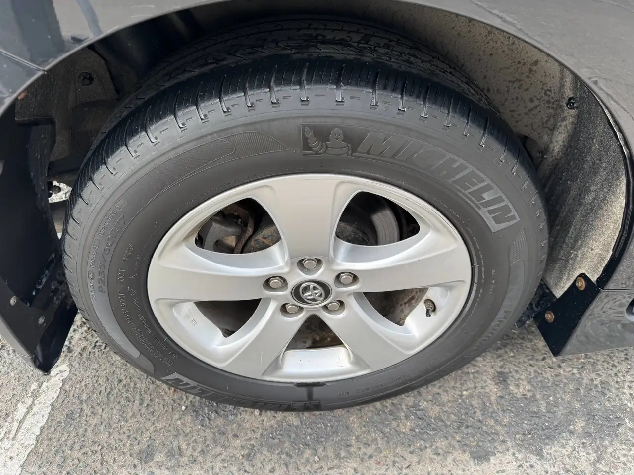 Toyota Sienna снимка Toyota Sienna