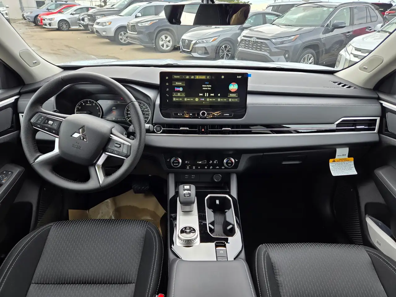 Mitsubishi Outlander снимка Mitsubishi Outlander