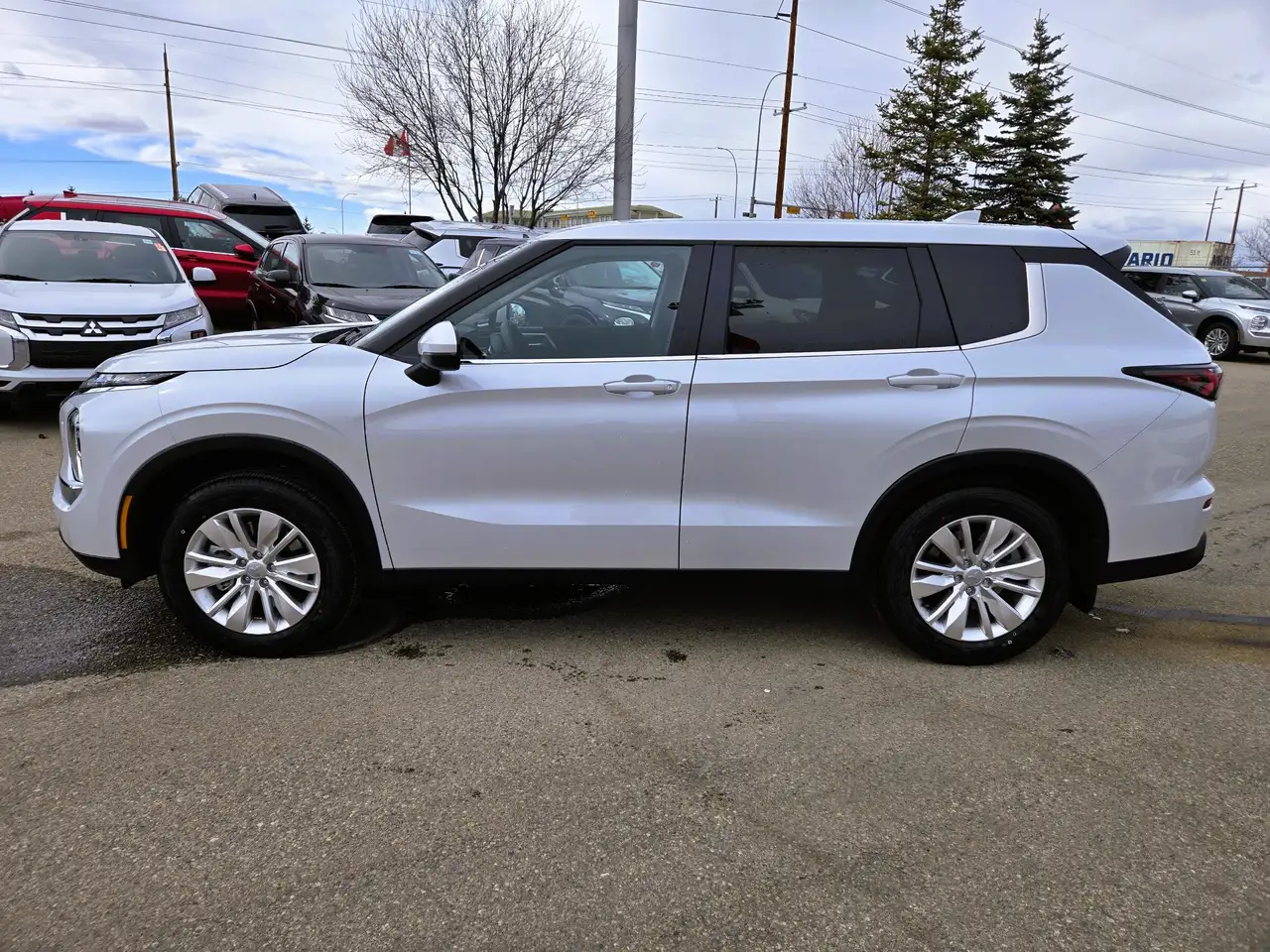 Mitsubishi Outlander снимка Mitsubishi Outlander