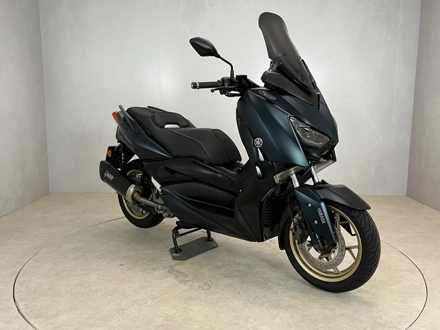 Yamaha X-Max 300 ABS TECH Zwart - 2