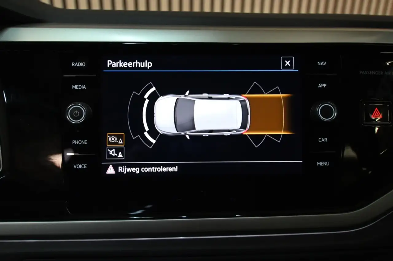 Volkswagen Polo 1.0 TSI Life | STOELVERWARMING | ACC | IQ LED | NA 9