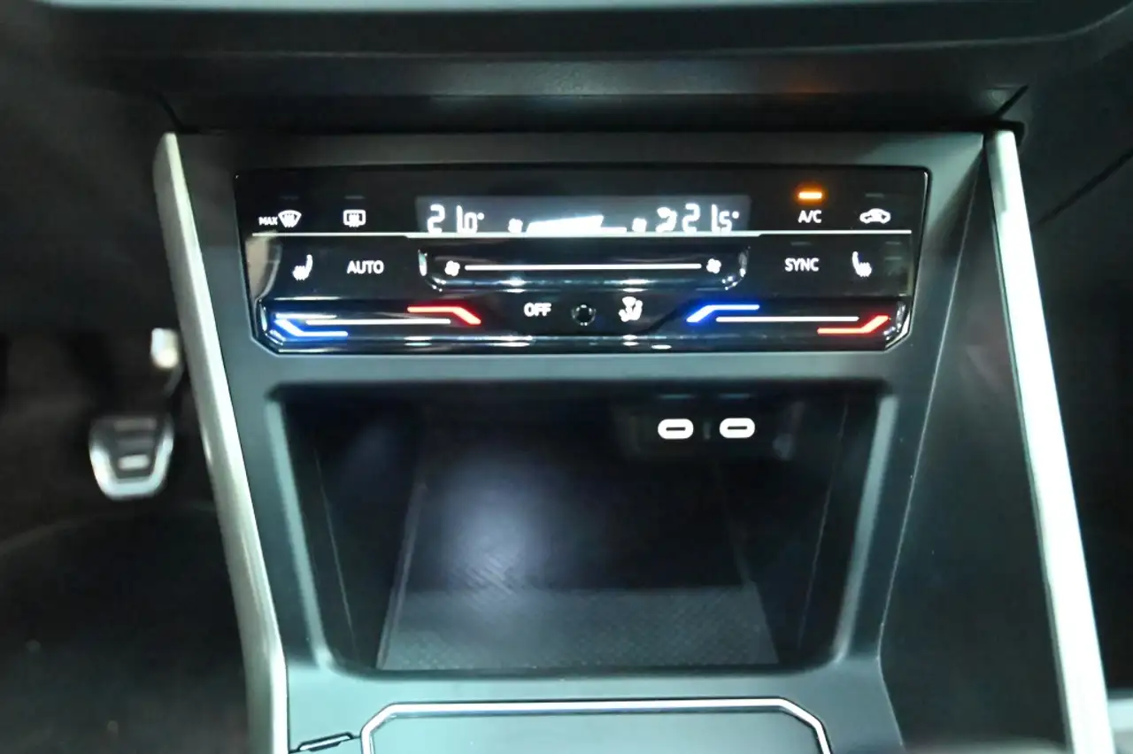 Volkswagen Polo 1.0 TSI Life | STOELVERWARMING | ACC | IQ LED | NA 10