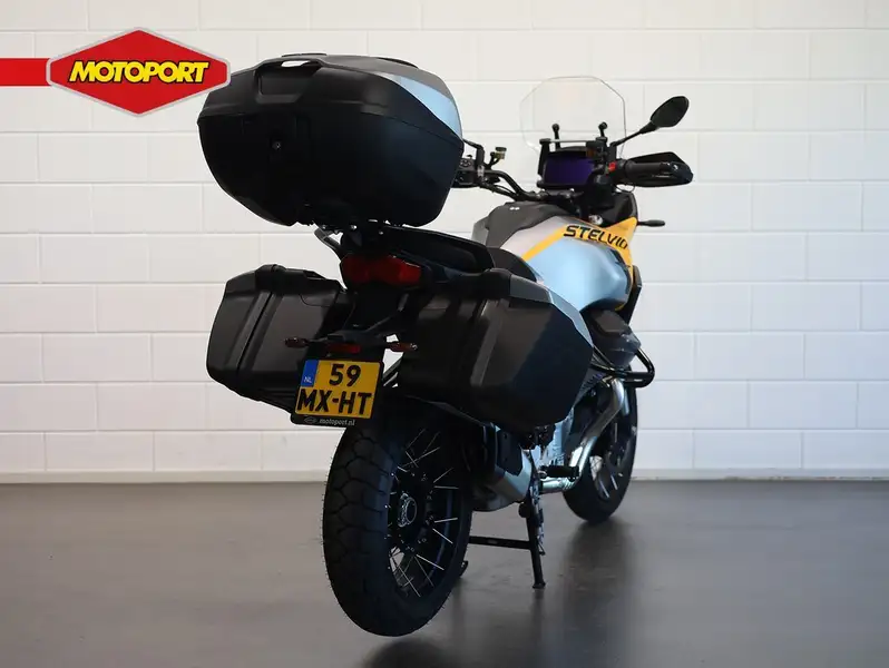 Moto Guzzi Stelvio - foto 8