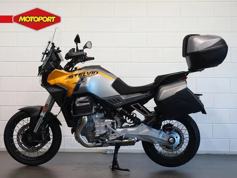 Moto Guzzi Stelvio - foto 4