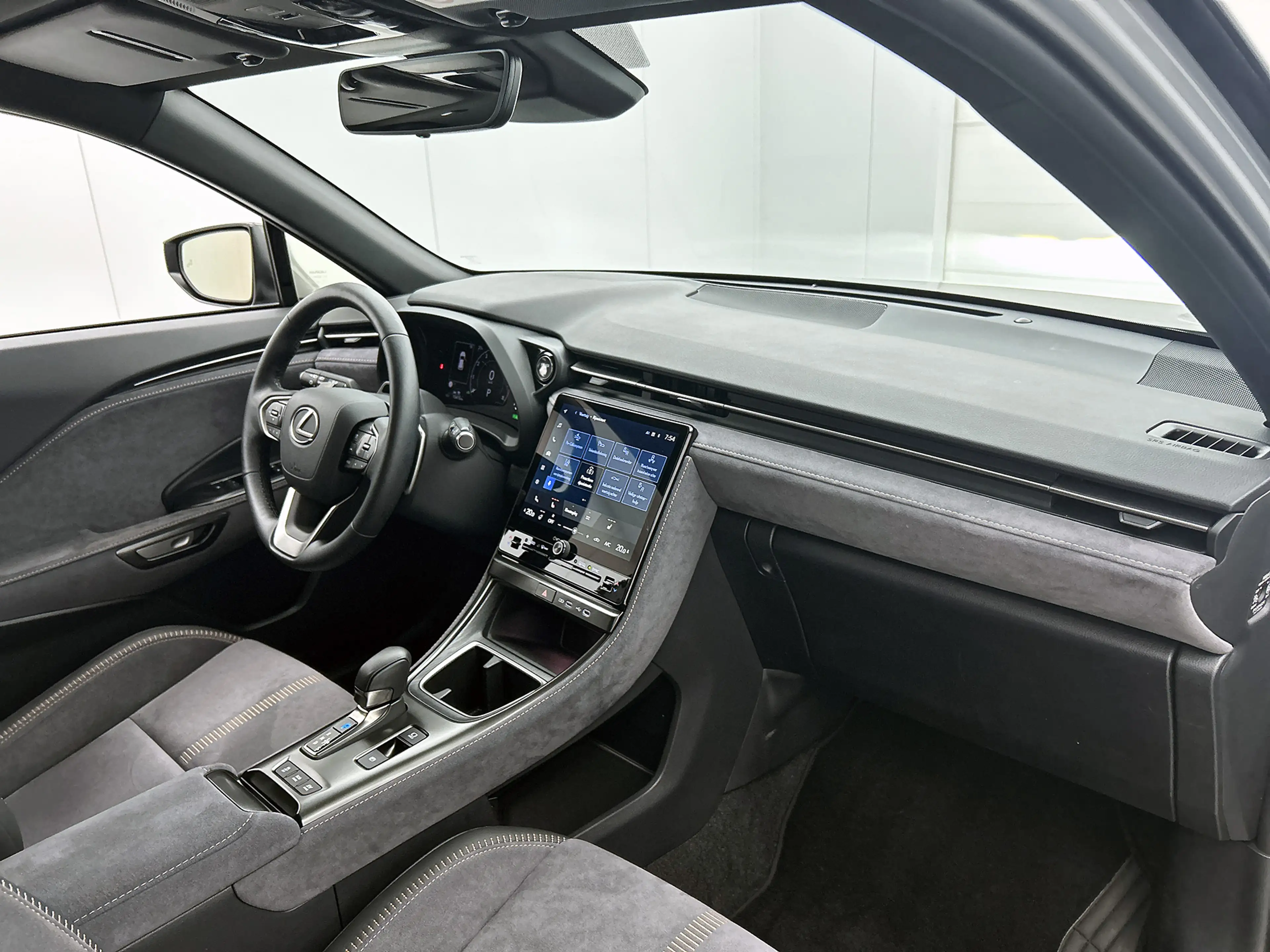 Lexus LBX Cool 2WD | Apple CarPlay / Android Auto (Navigatie — photo 6