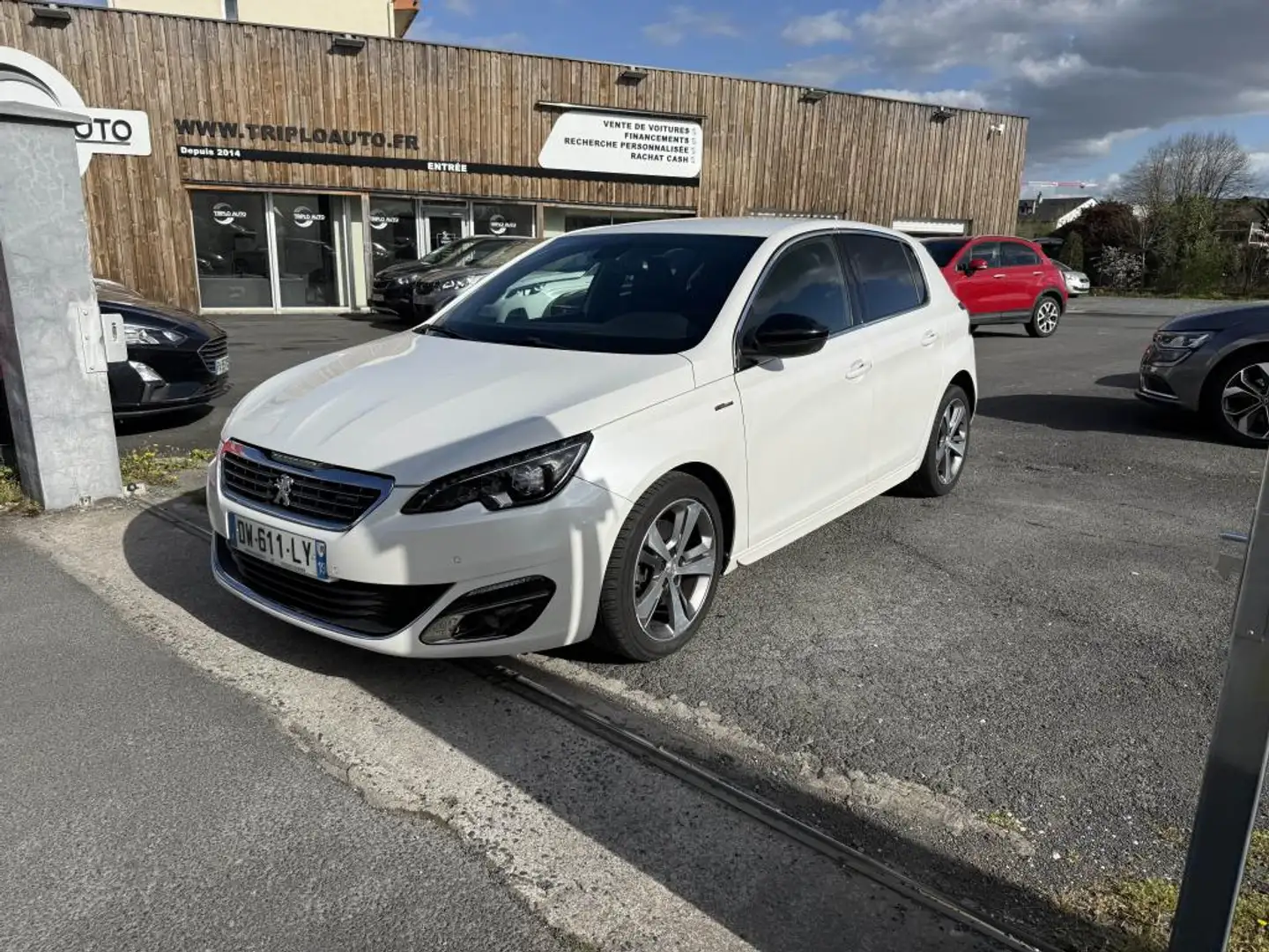 Peugeot 308 2.0 BlueHDi S\u0026S - 150 GT Line gps + clim + camera AR Weiß - 1