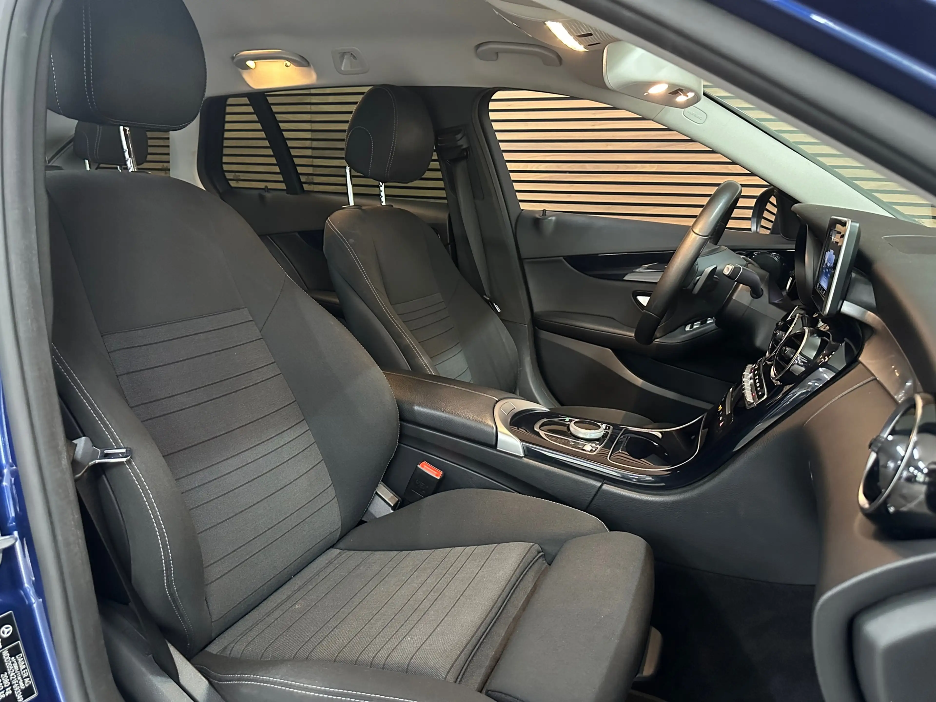 Mercedes-Benz C 200 Estate C200 Estate Avantgarde Automaat | LED|Trekh — photo 3
