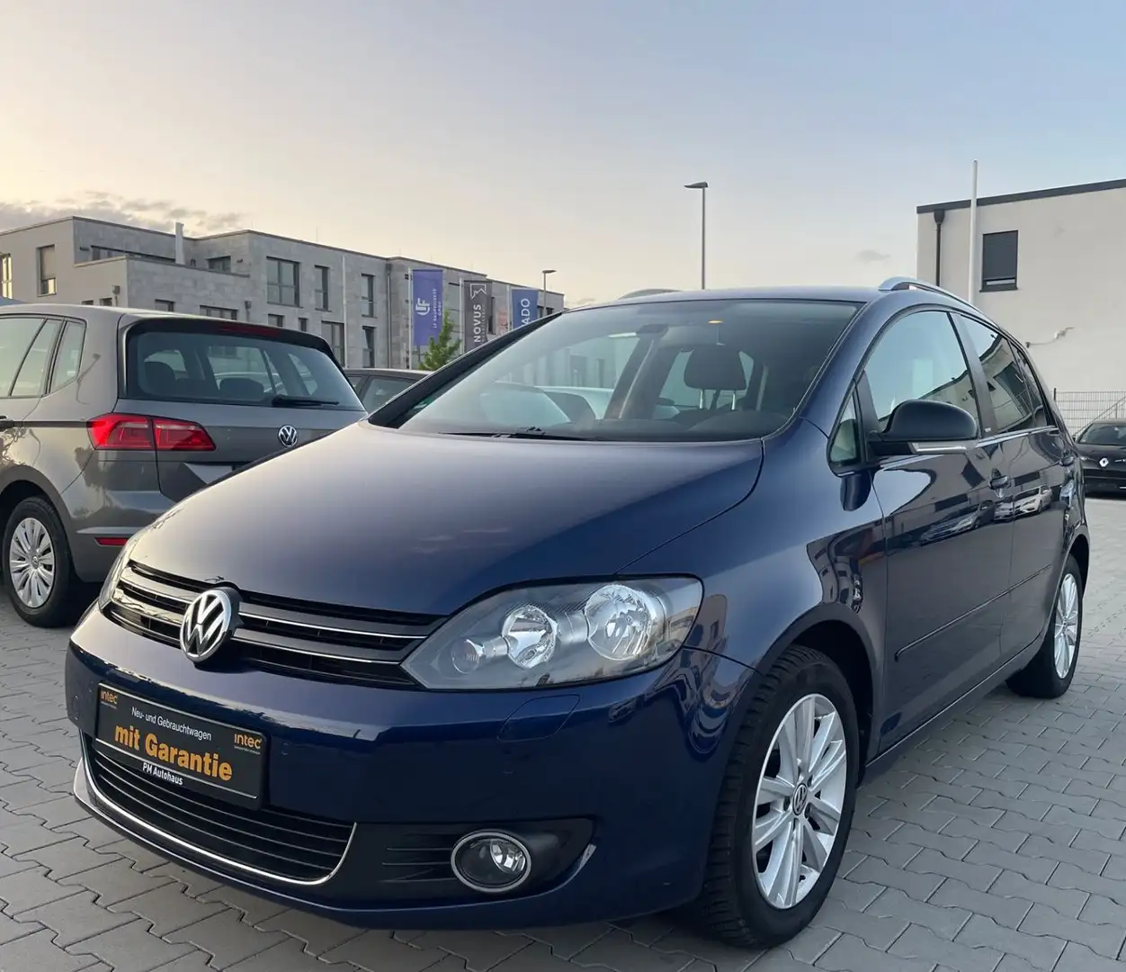 Volkswagen Golf Plus VI Style/Gepflegt Blauw - 1