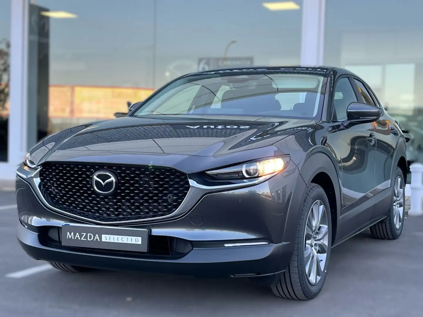 Mazda CX-30 2.5 e-Skyactiv-G Centre Line FWD 103kW Gris - 1