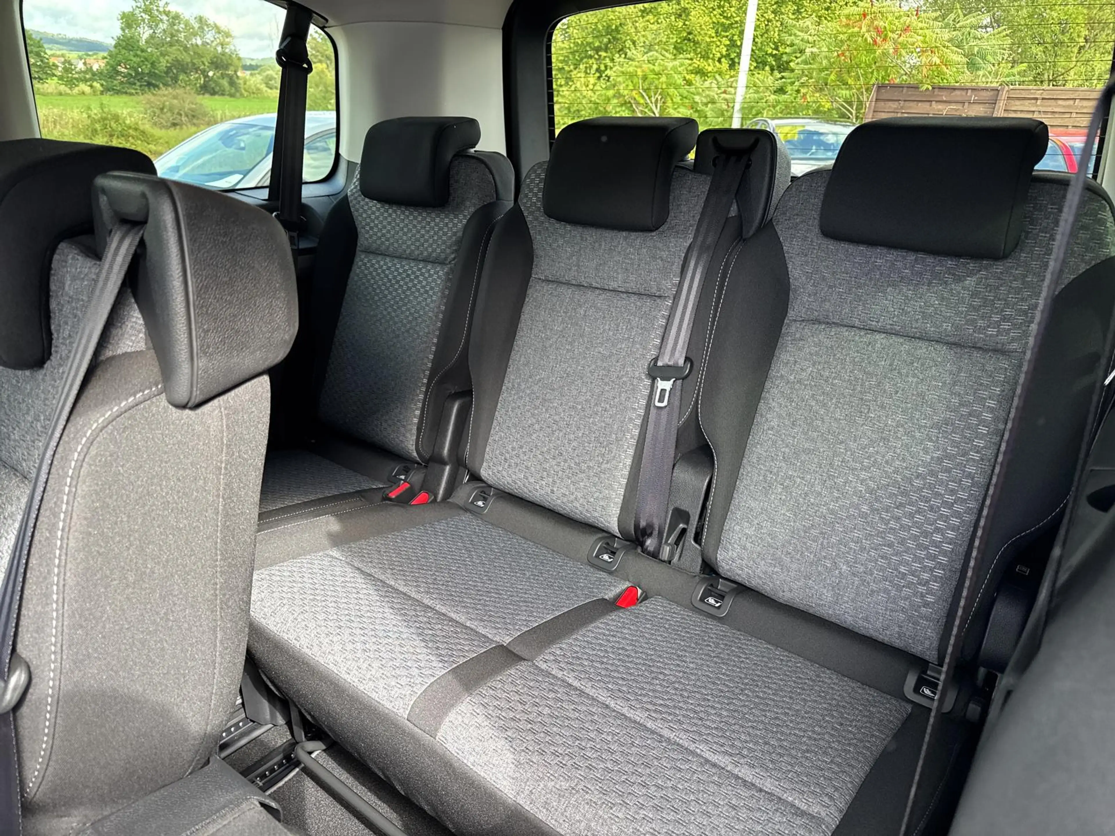 Opel Zafira Life 2.2 Diesel — photo 14