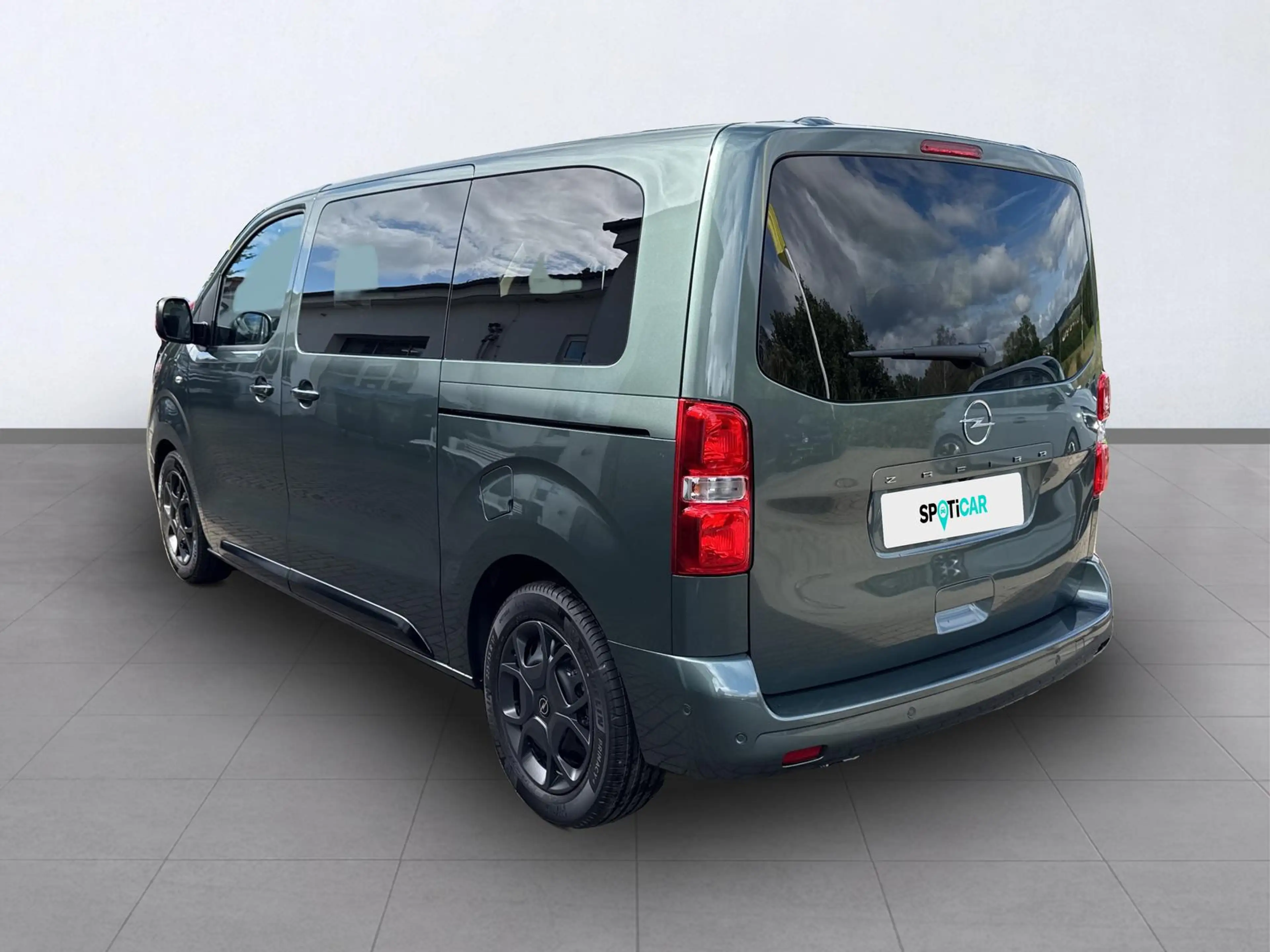 Opel Zafira Life 2.2 Diesel — photo 8