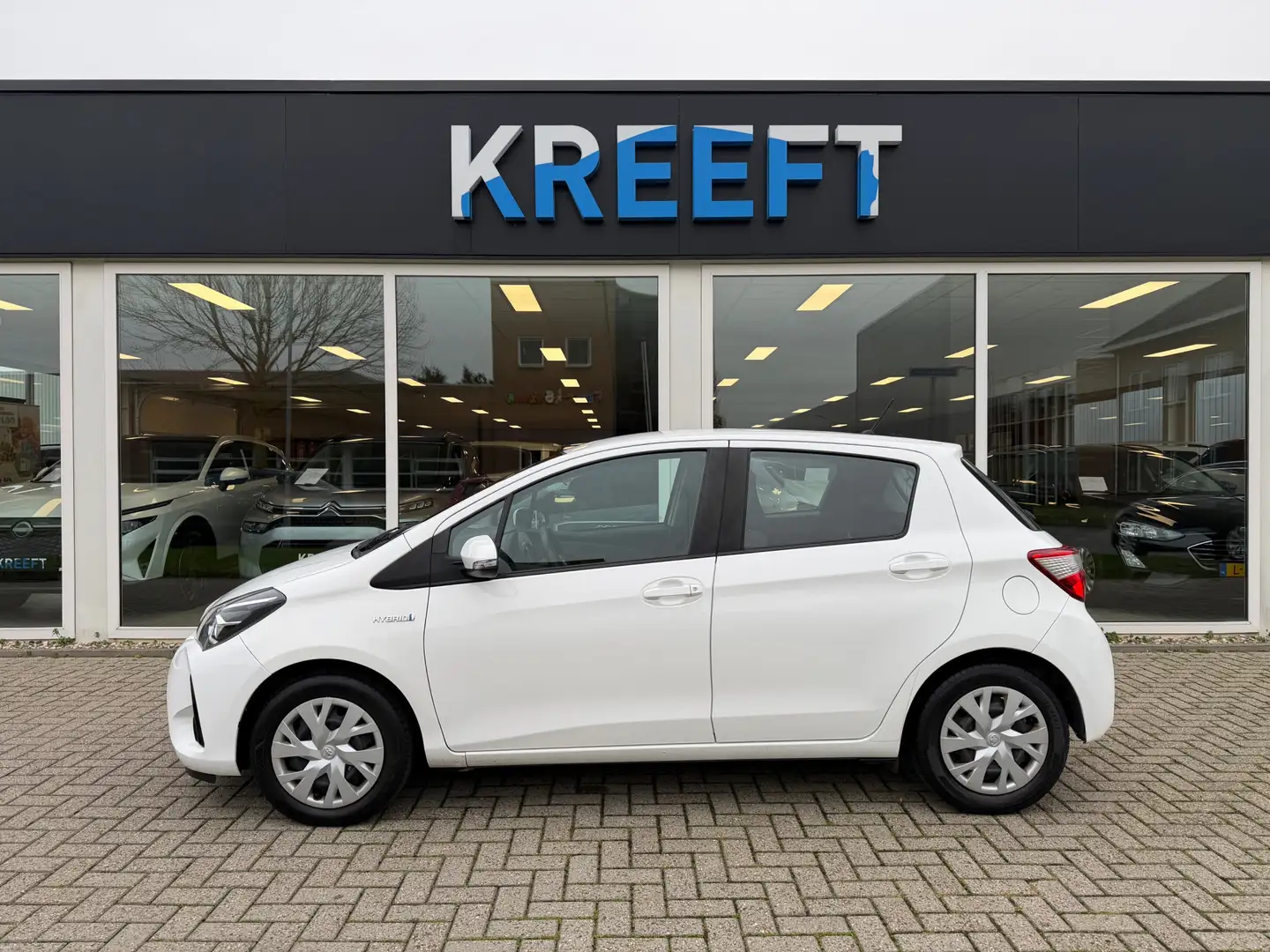 Toyota Yaris 1.5 Hybrid Comfort Camera | Stoelverwarming Wit - 2