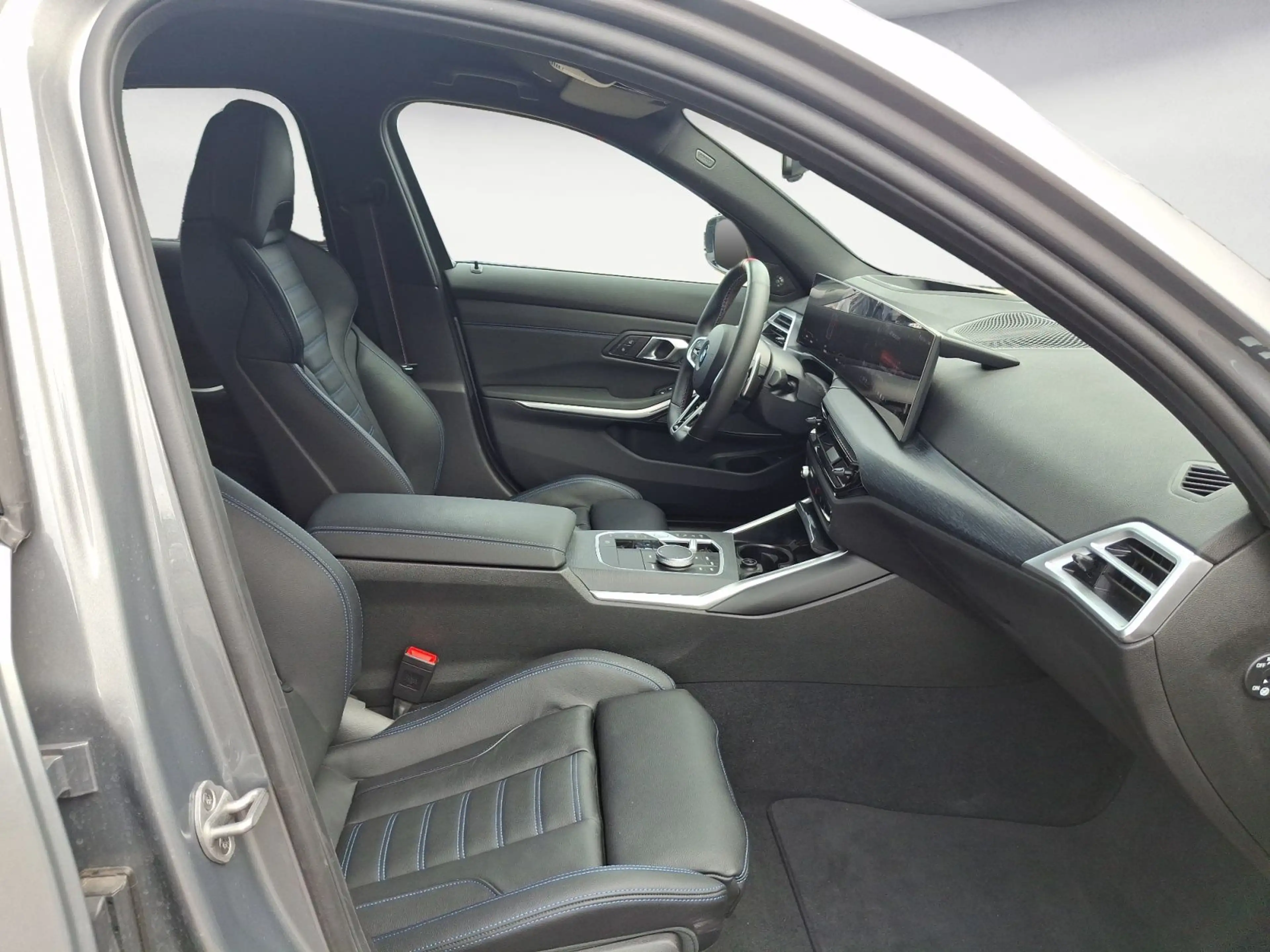 BMW 340 xDrive Limousine Navi Leder Tempom.aktiv B — photo 15