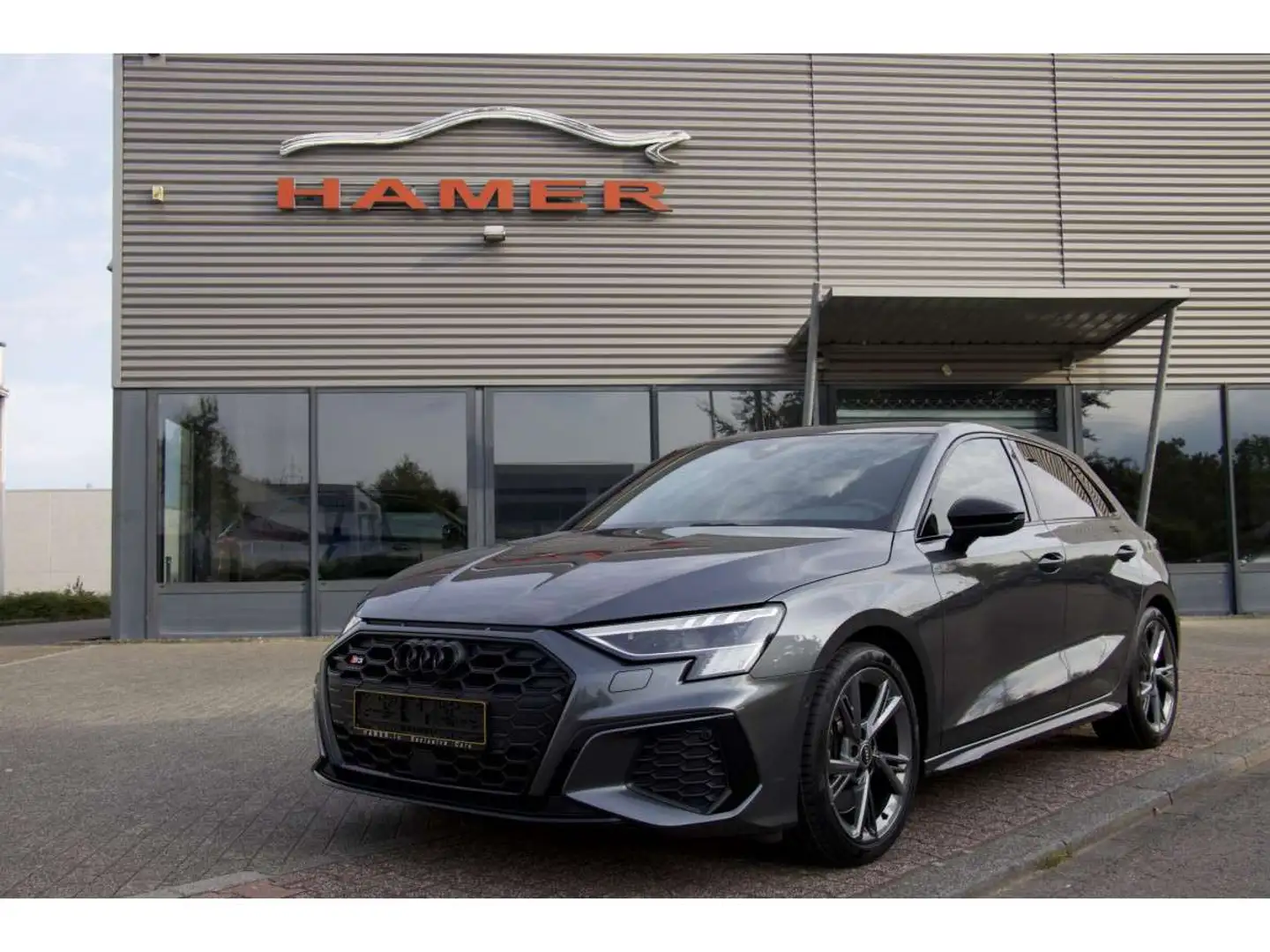 Audi S3 TFSI Sportback quattro S tronic MMI Virtual LED Gris - 1