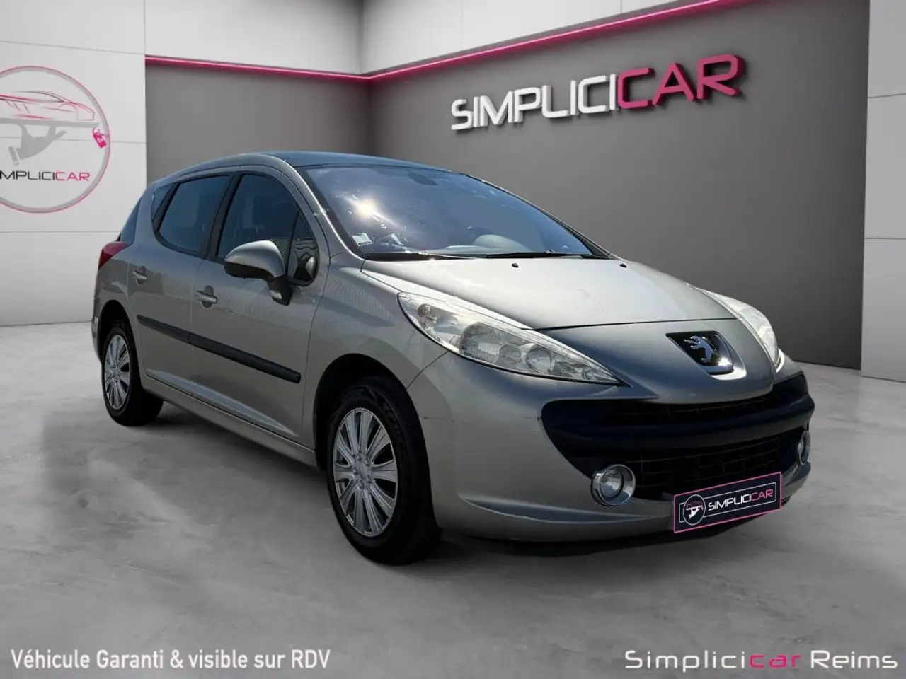 Peugeot 207 1.6 HDI 90 PREMIUM