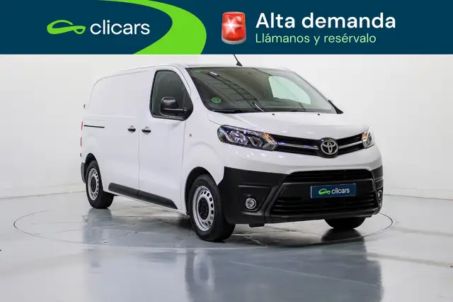 Toyota Proace view 3