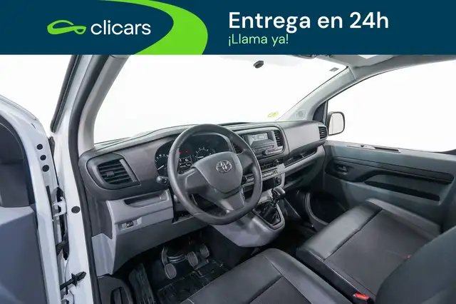 Toyota Proace view 13