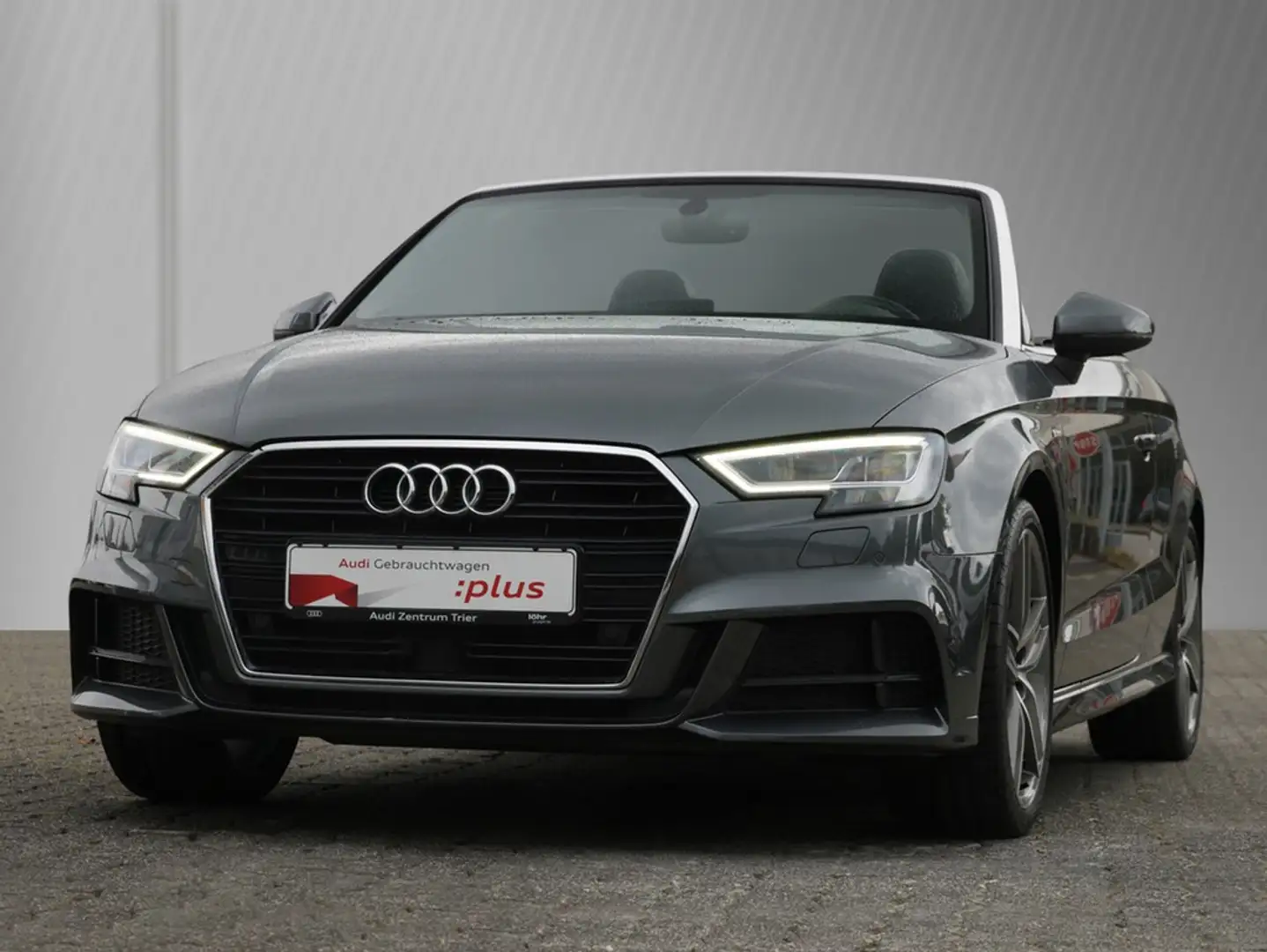 Audi A3 Cabriolet 1.4 TFSI sport 2 x S line S tronic Grau - 2