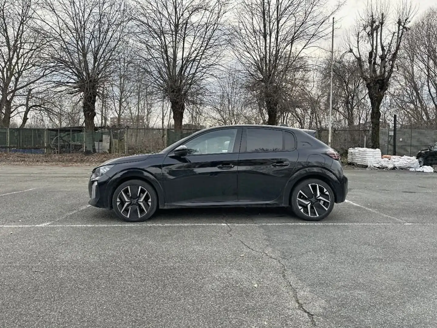 Peugeot 208 GT PureTech 100 S/S Nero - 2