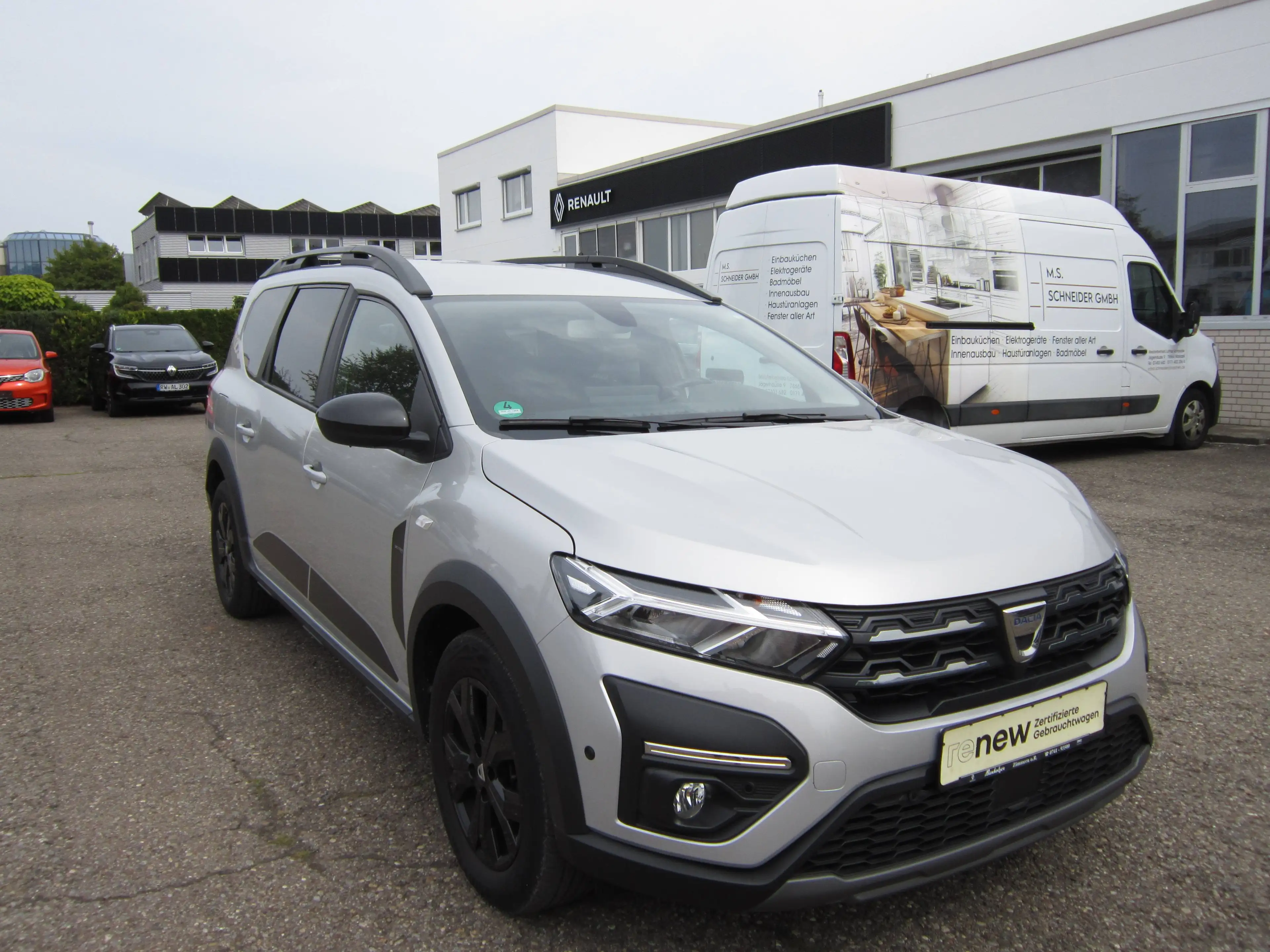 Dacia Jogger Jogger TCe 110 Extreme, Sitzheizung, Klimaautomatik, Kamera, Navi — photo 7