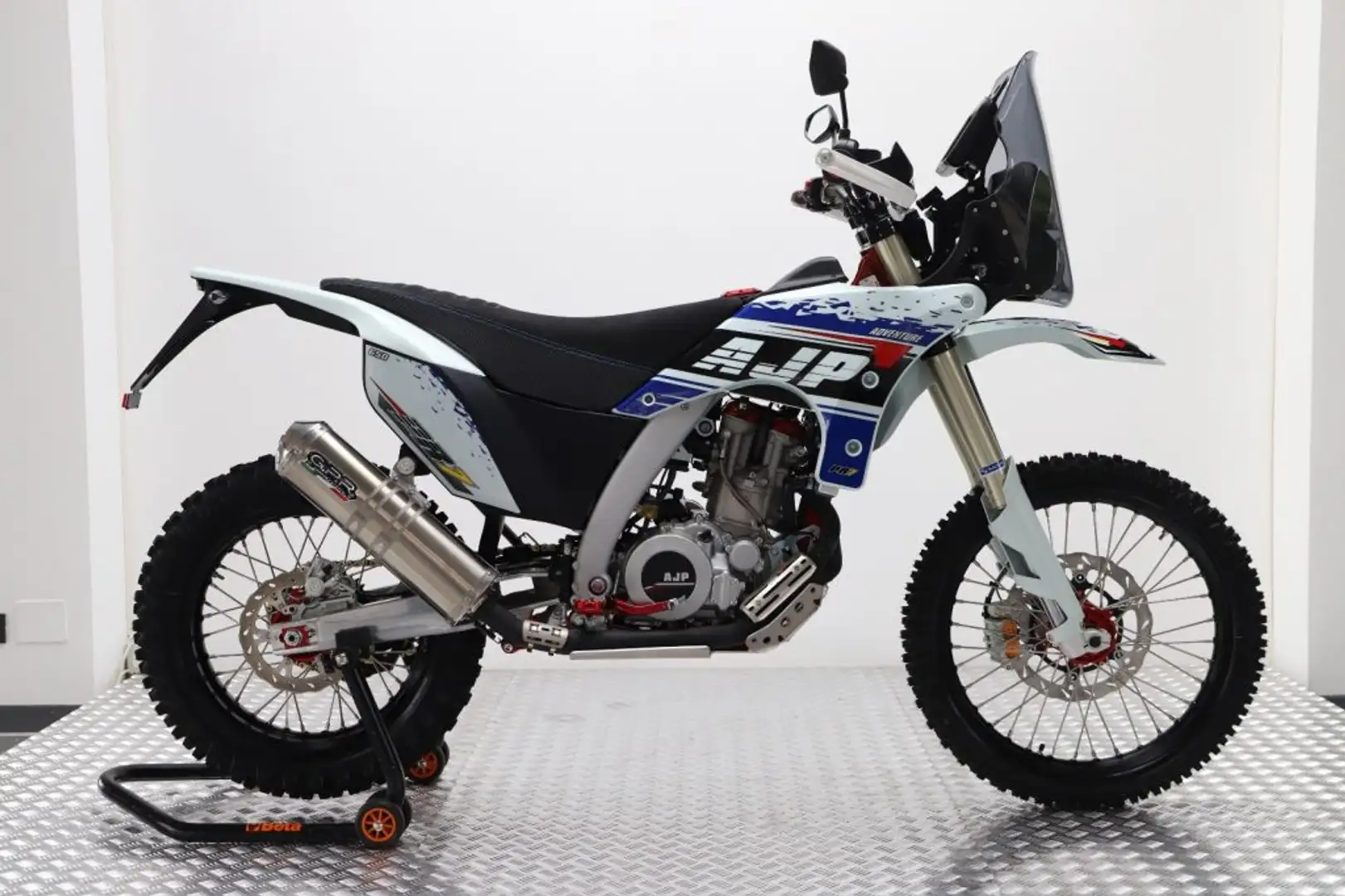 AJP PR7 600 PRONTA CONSEGNA / AJPmotos.com Biały - 1