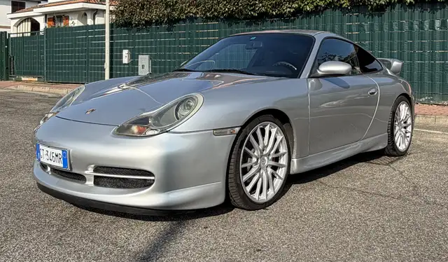 Porsche 996 911 Coupe 3..4