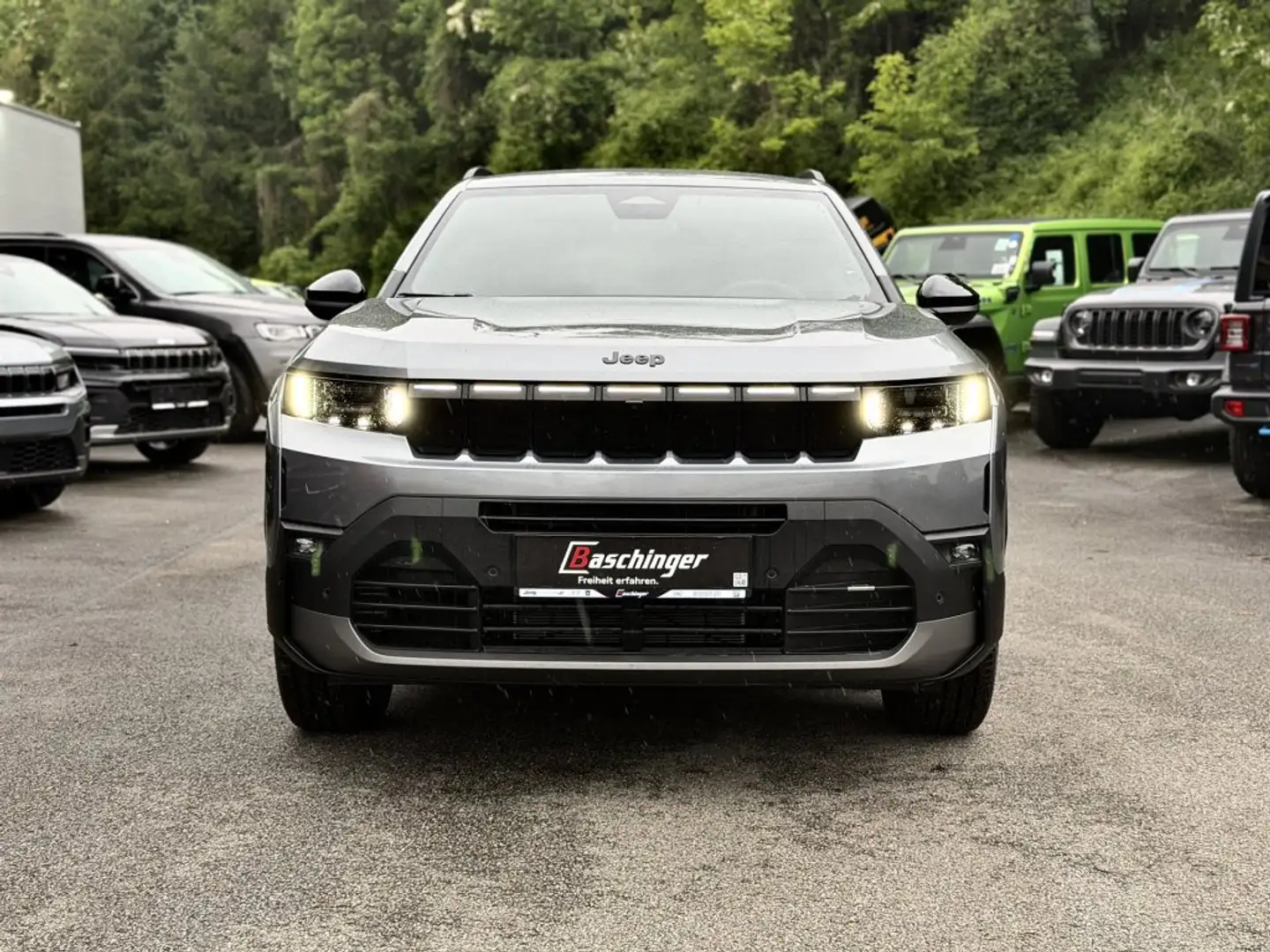 Jeep Compass Neuer Compass e-Hybrid First Edition Grau - 2