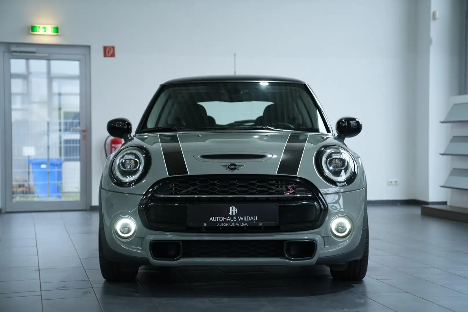 MINI Cooper S Coupe Grau - 2