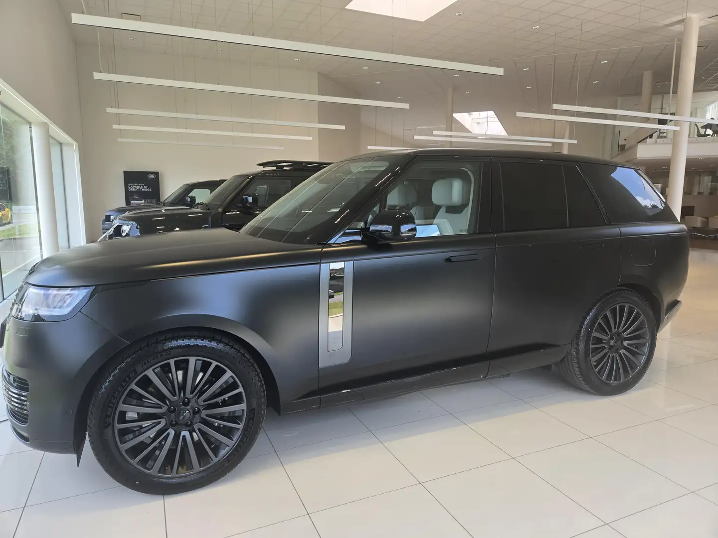LAND ROVER Range Rover