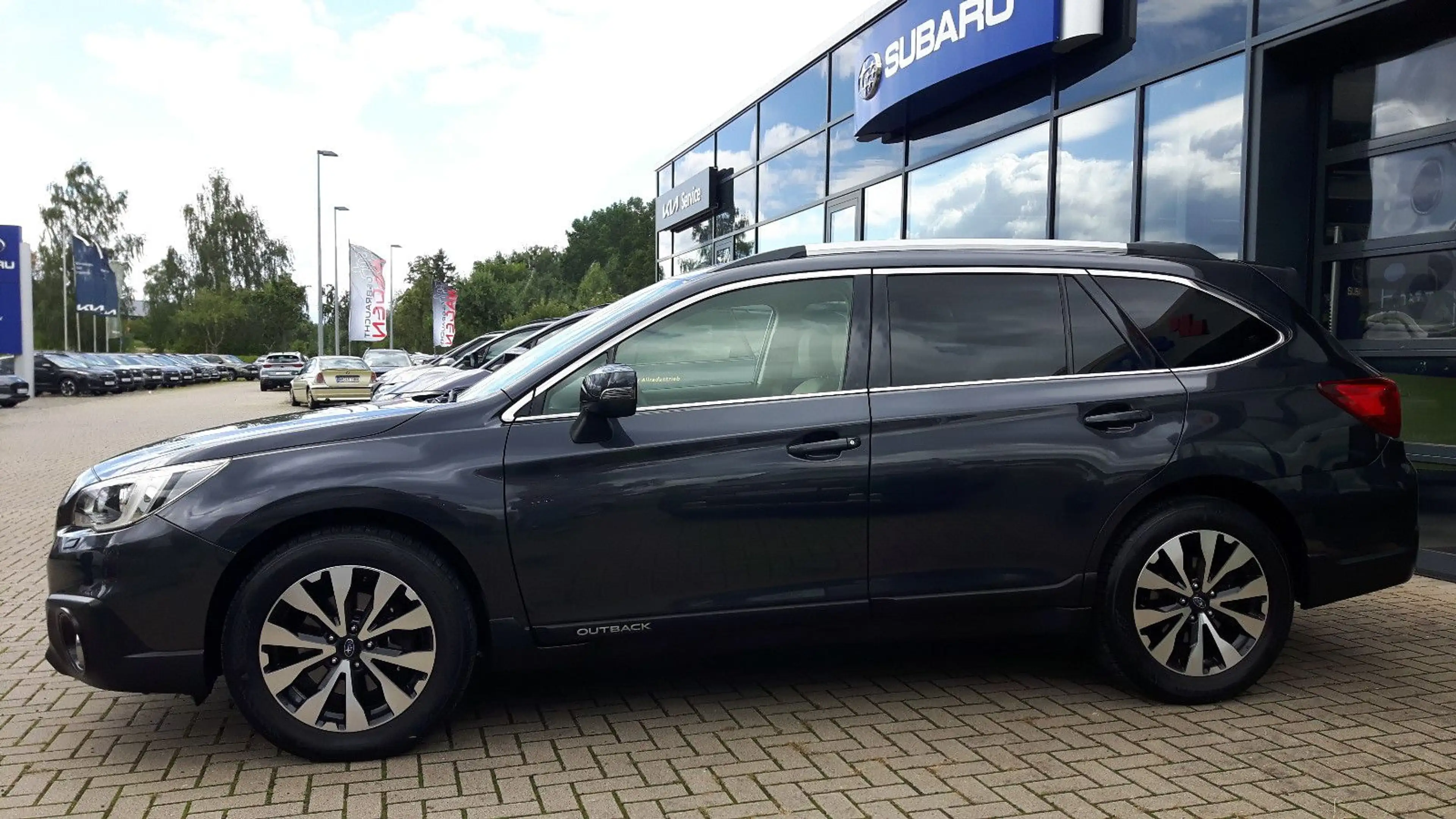 Subaru OUTBACK 2,0D Sport AHK abn.Lineartronic — photo 6