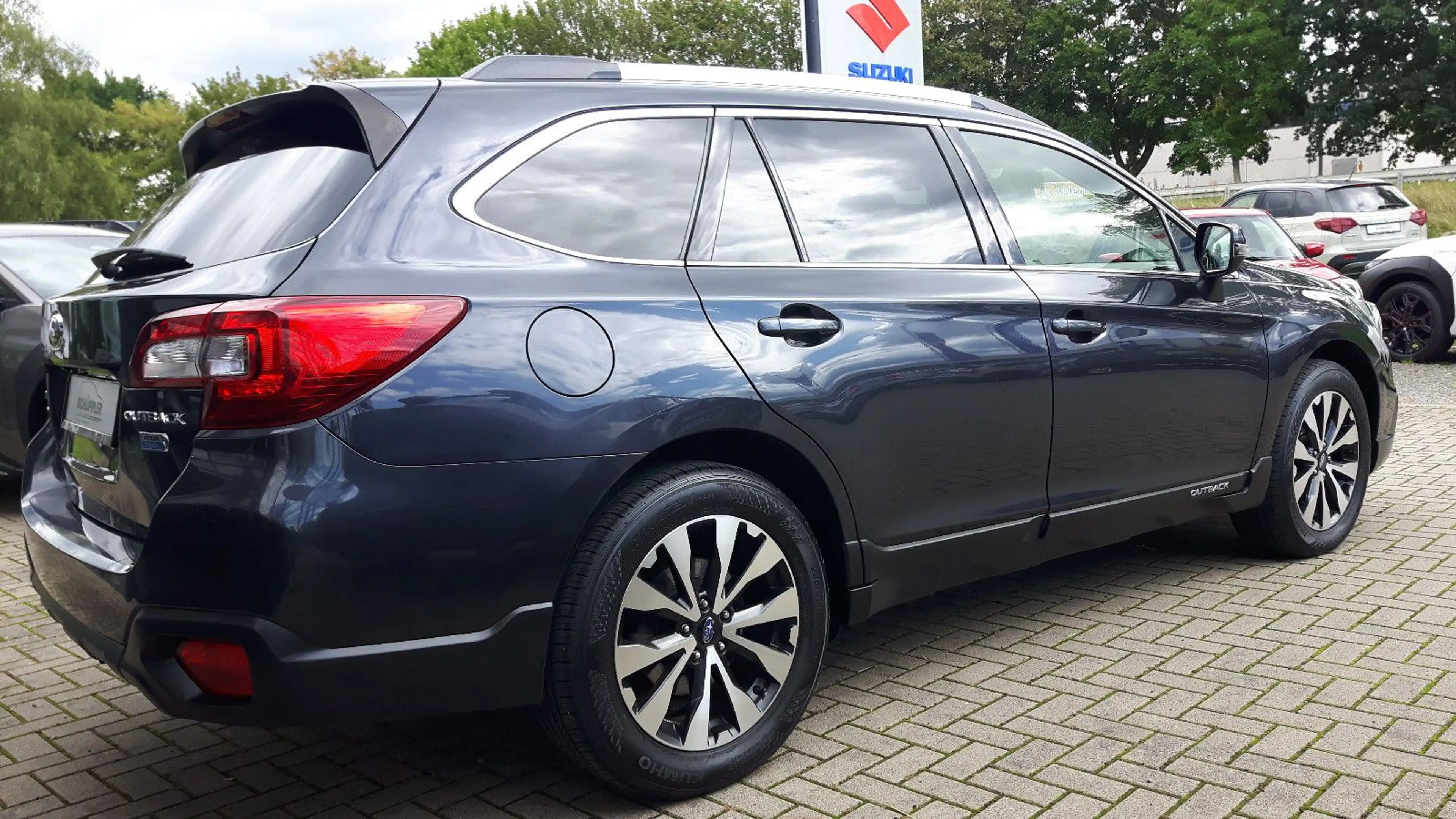 Subaru OUTBACK 2,0D Sport AHK abn.Lineartronic — photo 4