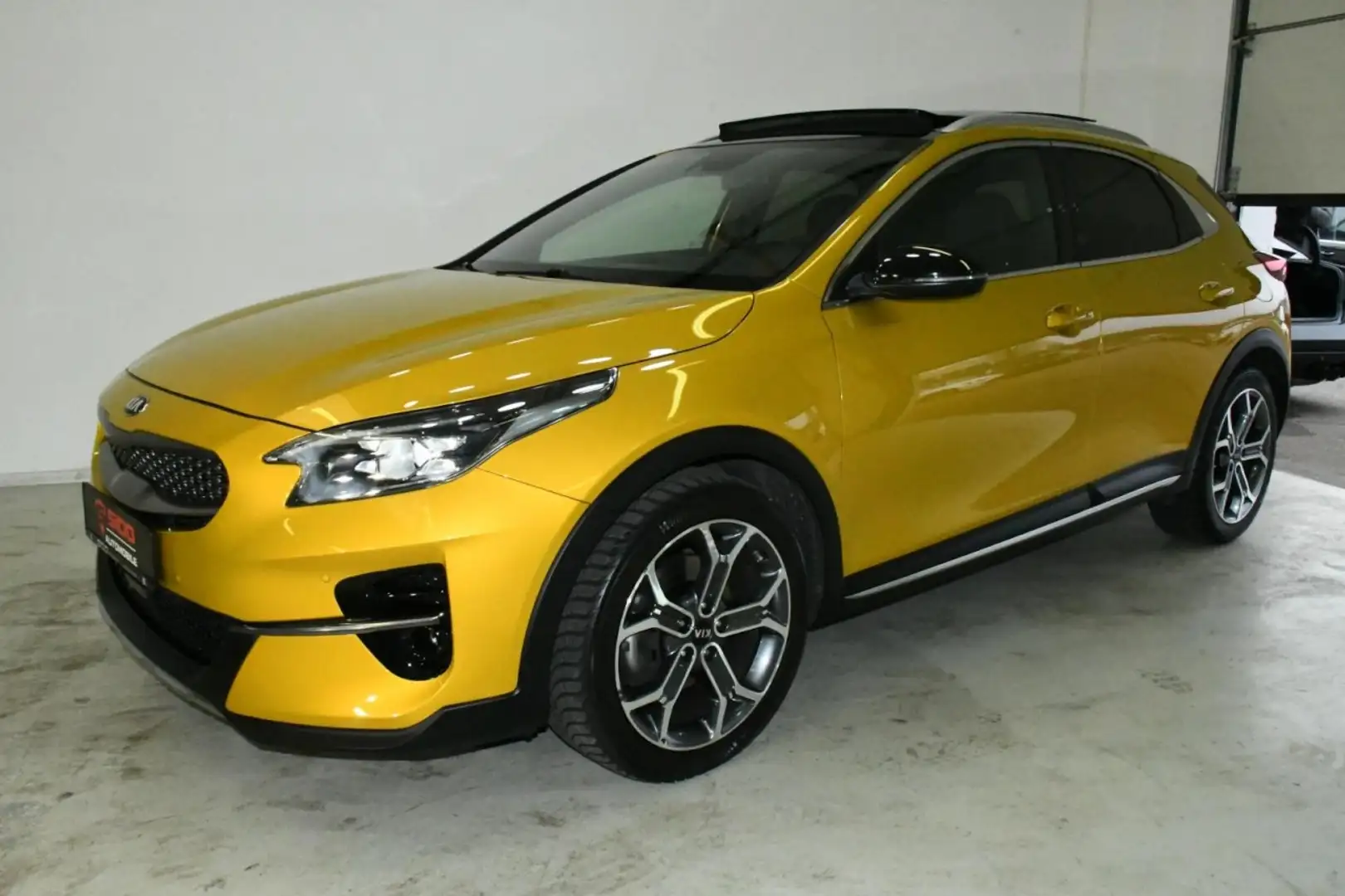 Kia XCeed 1.4 T-GDI Platinum Edit. ACC*PANO*TW*JBL* Klima Gold - 2