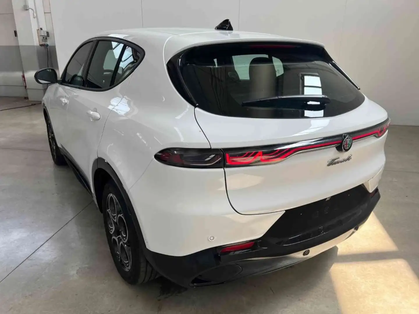 Alfa Romeo Tonale 1.5 130 CV MHEV TCT7 Sprint Bianco - 2