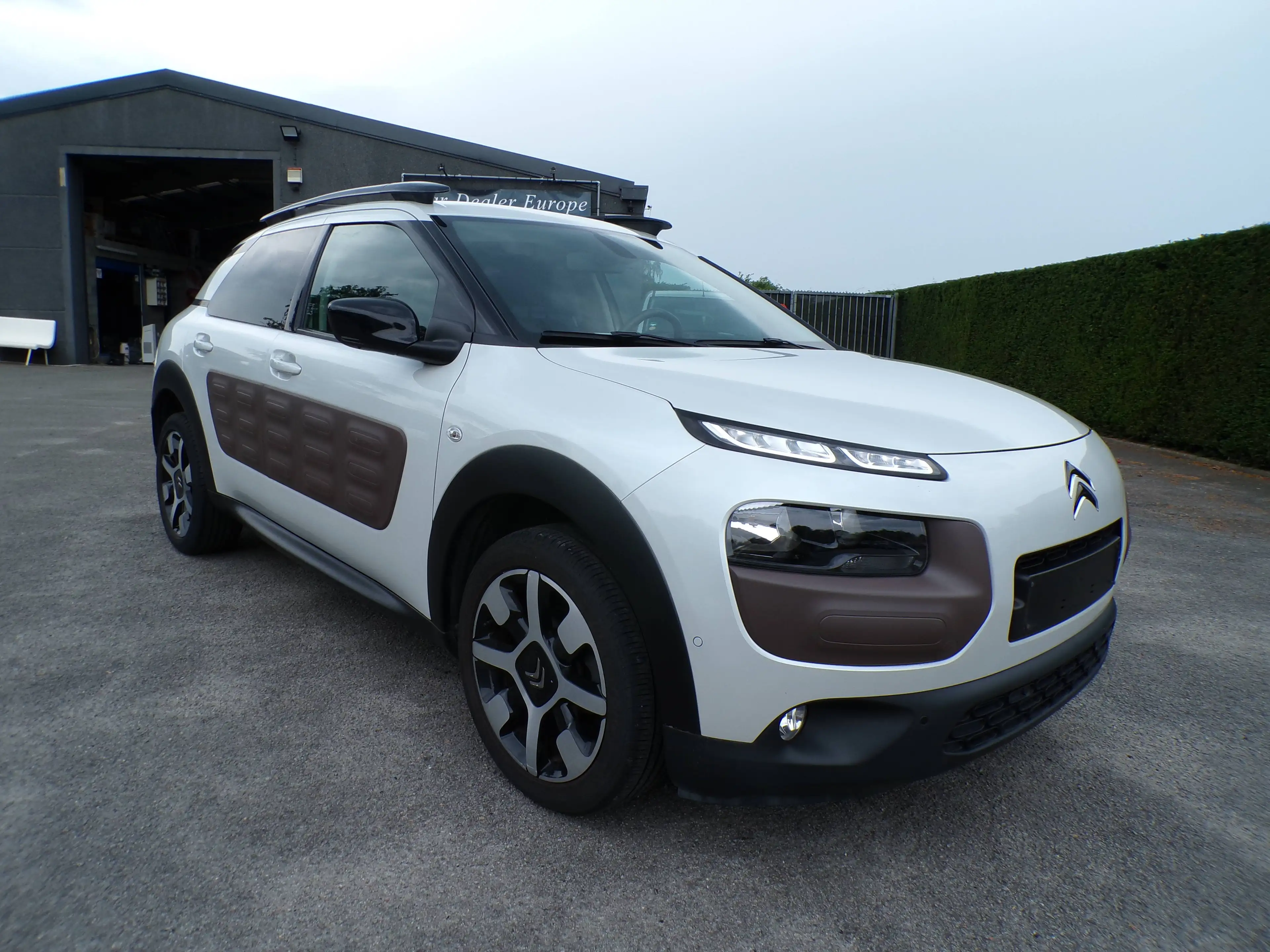 Citroen C4 Cactus C4 Cactus 1.2i Navi/Camera/Leder/Garantie/69.000km — photo 2