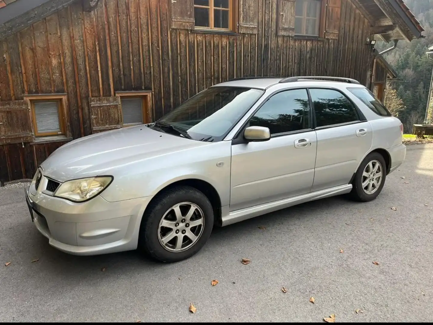 Subaru Impreza Impreza S. W. 1,5 R 4WD R Silber - 1