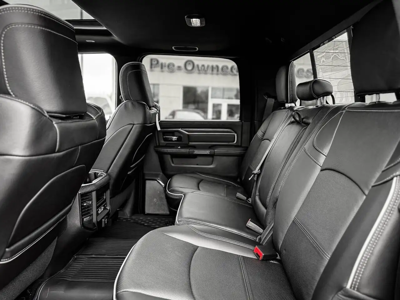 RAM 2500 снимка RAM 2500