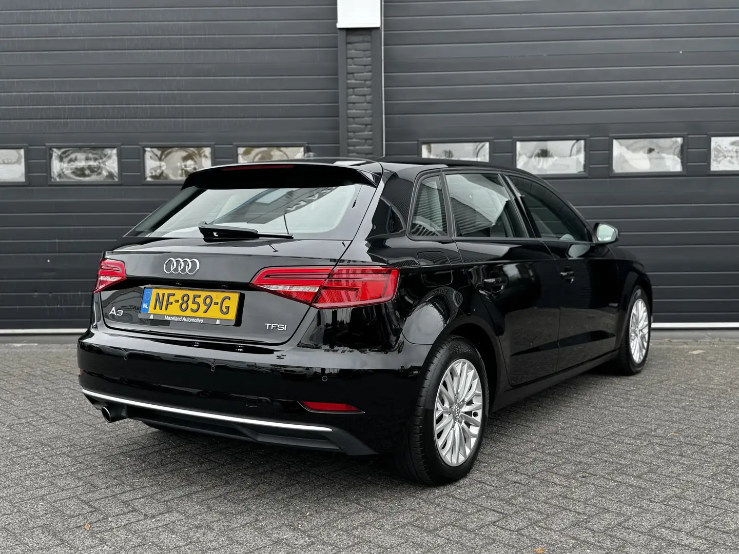 Audi A3 Sportback 1.0 TFSI Sport Lease Edition | Navi | Cr Zwart - 2
